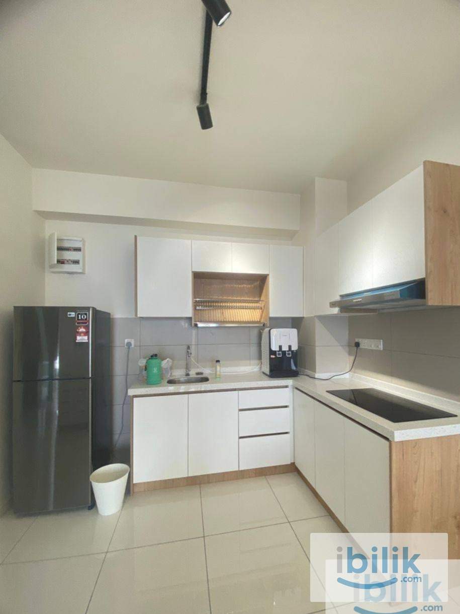 2 Min Walk to MRT Cheras Master Room-Private Bathroom 大房出租 - Image 2