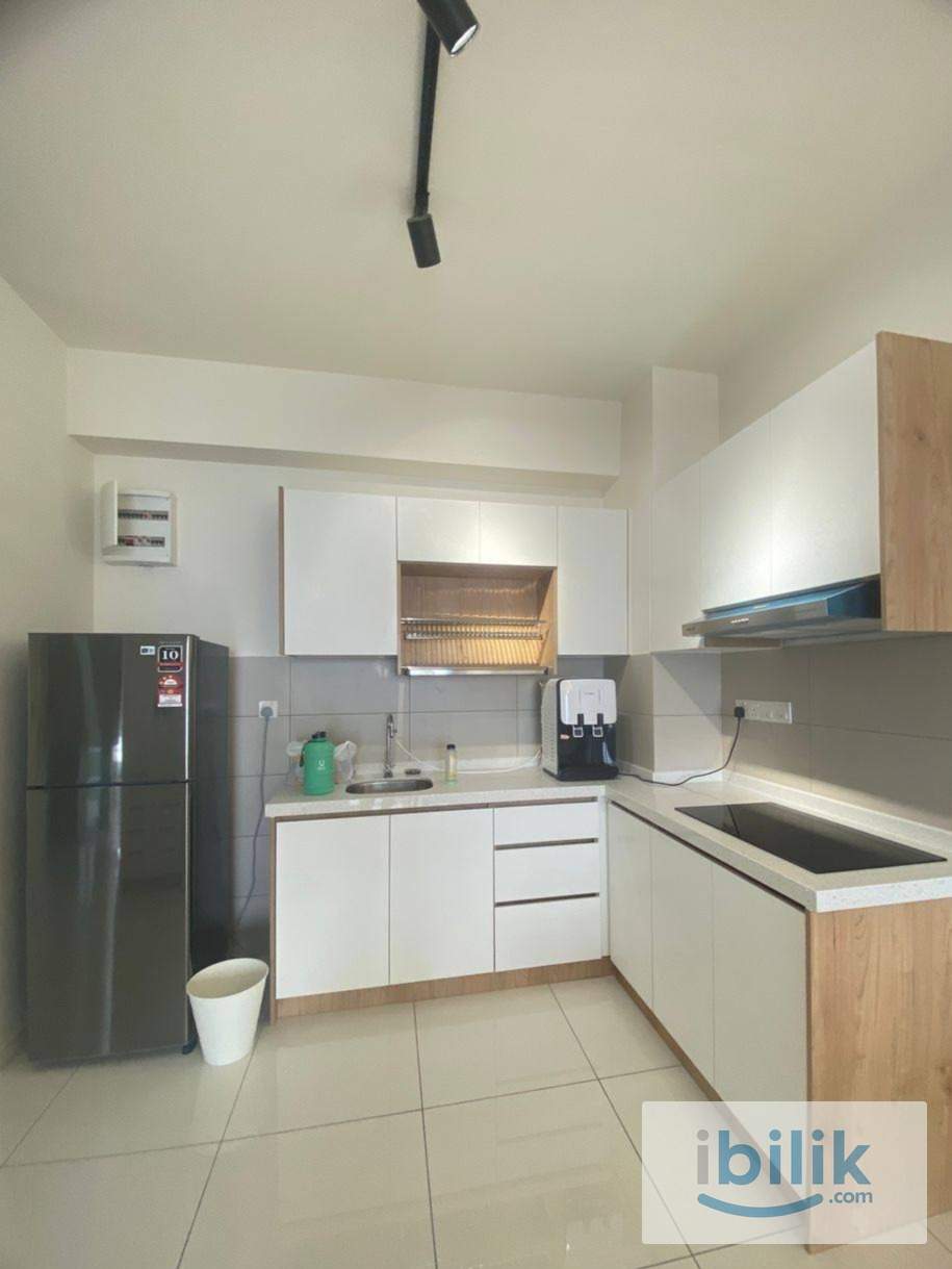 2 Min Walk to MRT CHERAS 32inch TV Master Room & Private Bathroom 大房独立浴室 - Image 2