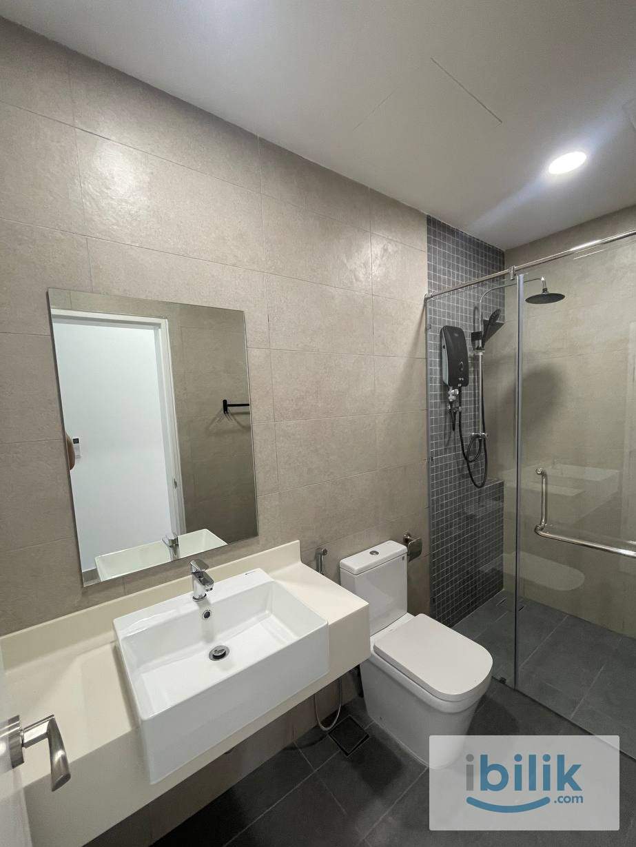 2 Min Walk to MRT CHERAS Taman Pertama MEDIUM ROOM cheras 中房出租 - Image 2