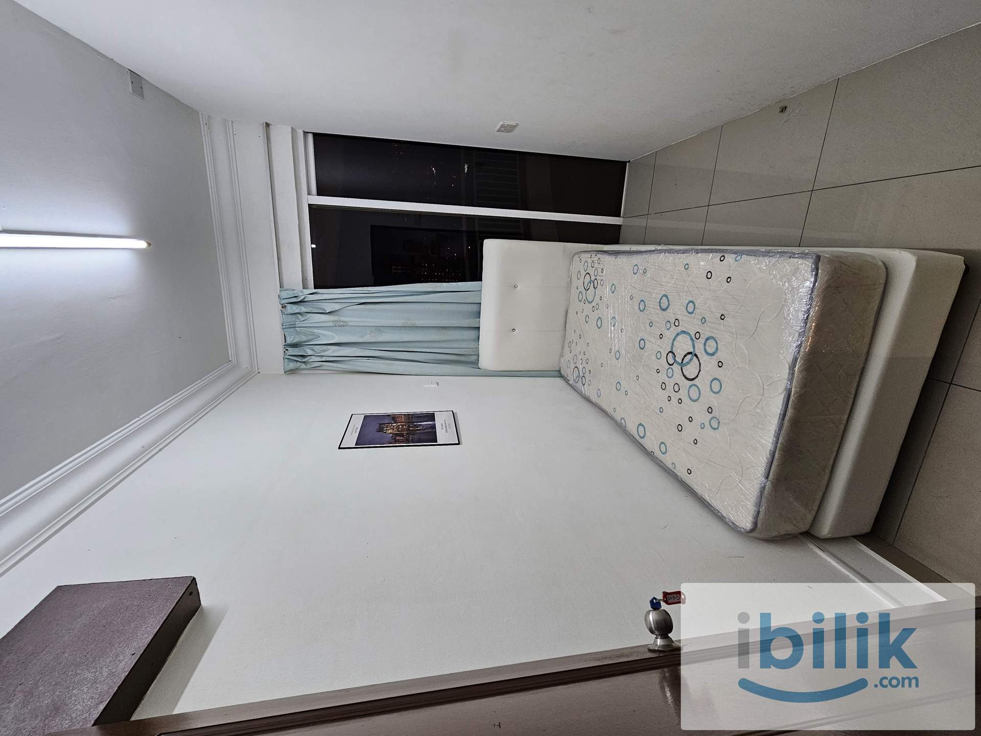 Gurney Park aircond furnish single room included utilities - Image 2