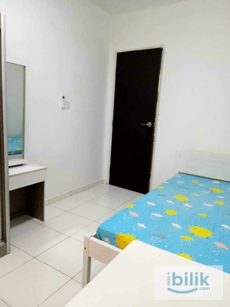 Tri Pinnacle aircond single room included utilities shared bathroom - Image 2