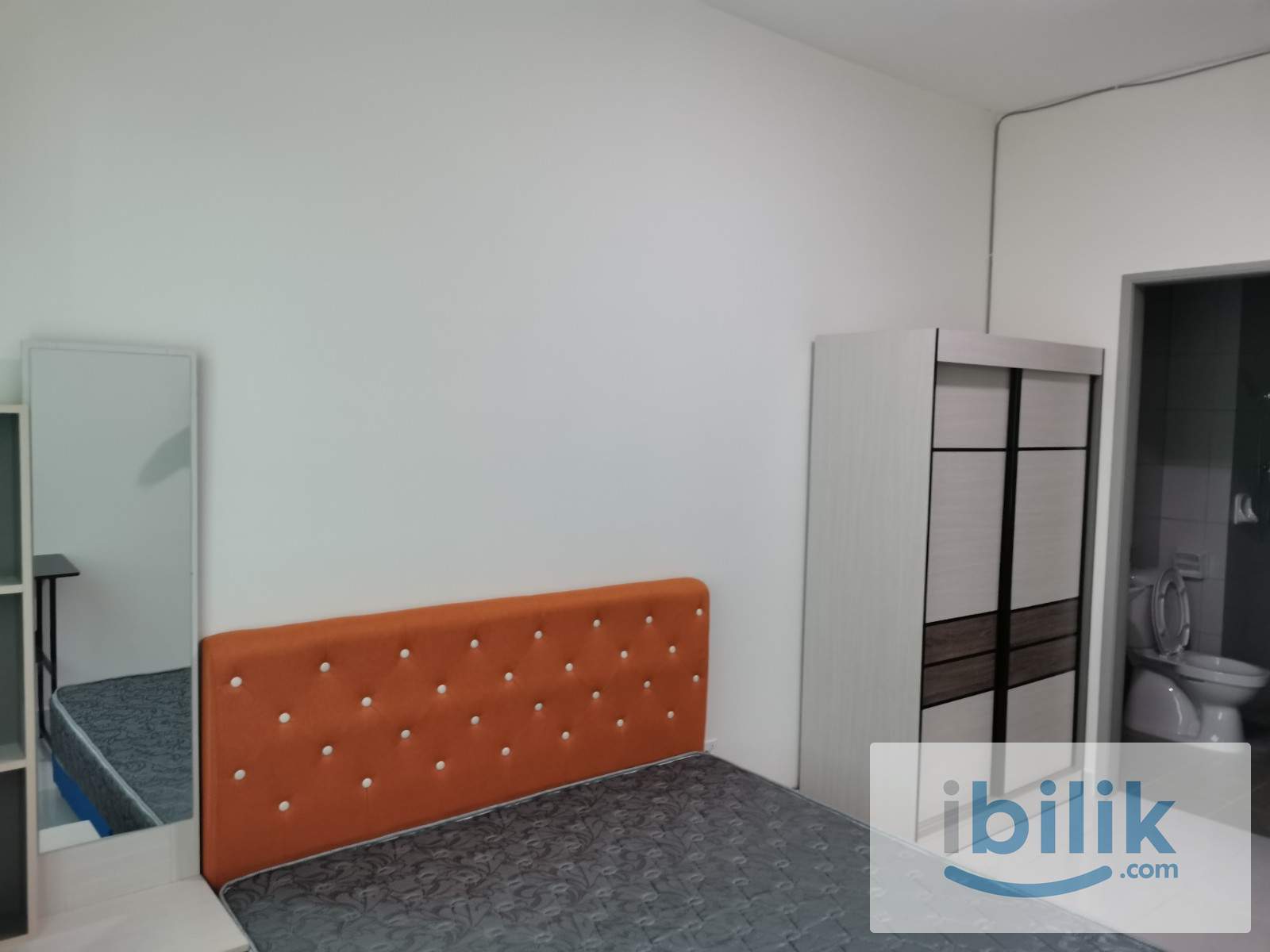 Batu Ferringghi Iconic Vue Master Room included utilities - Image 1