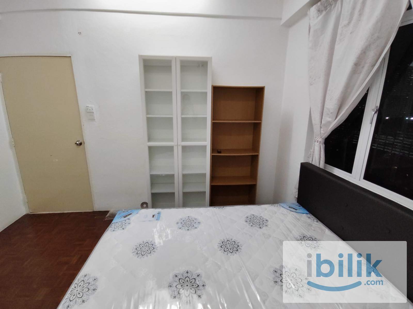 Taman Bukit Jambul Apartment furnished Middle Room include utilities - Image 3