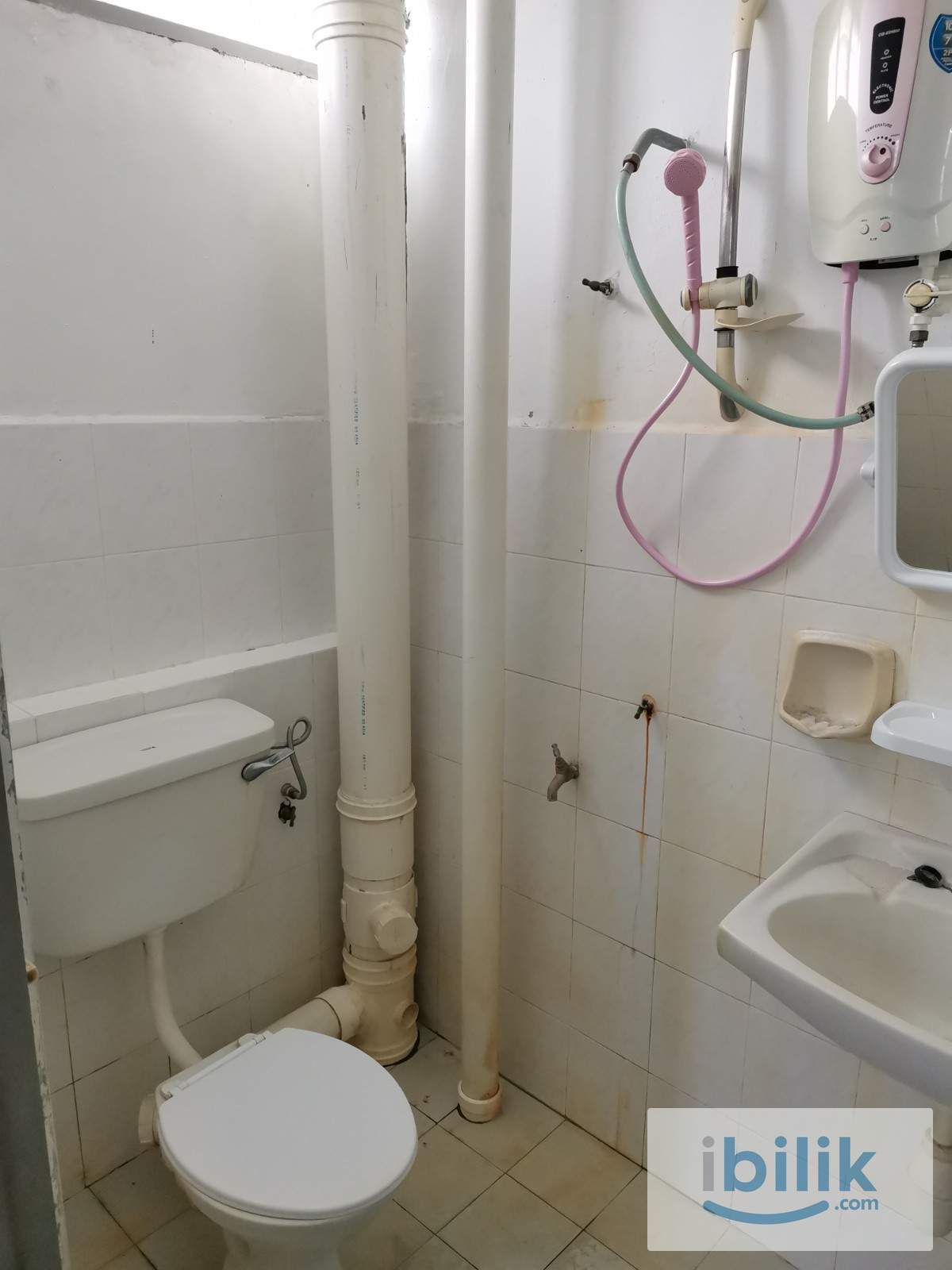 Desa Permai Indah furnished Master Room included utilitites @ USM - Image 5