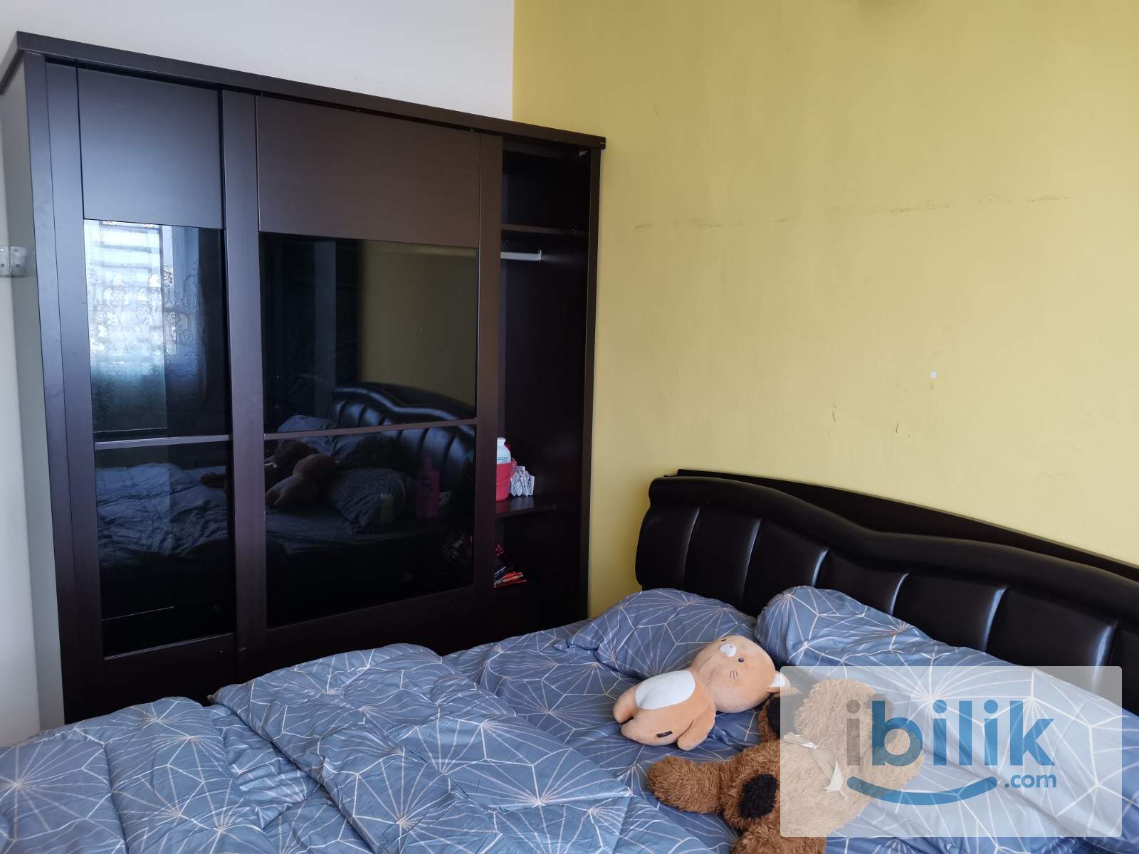 Dpiazza condo full furnished Aircond Middle Room included utilities  - Image 2