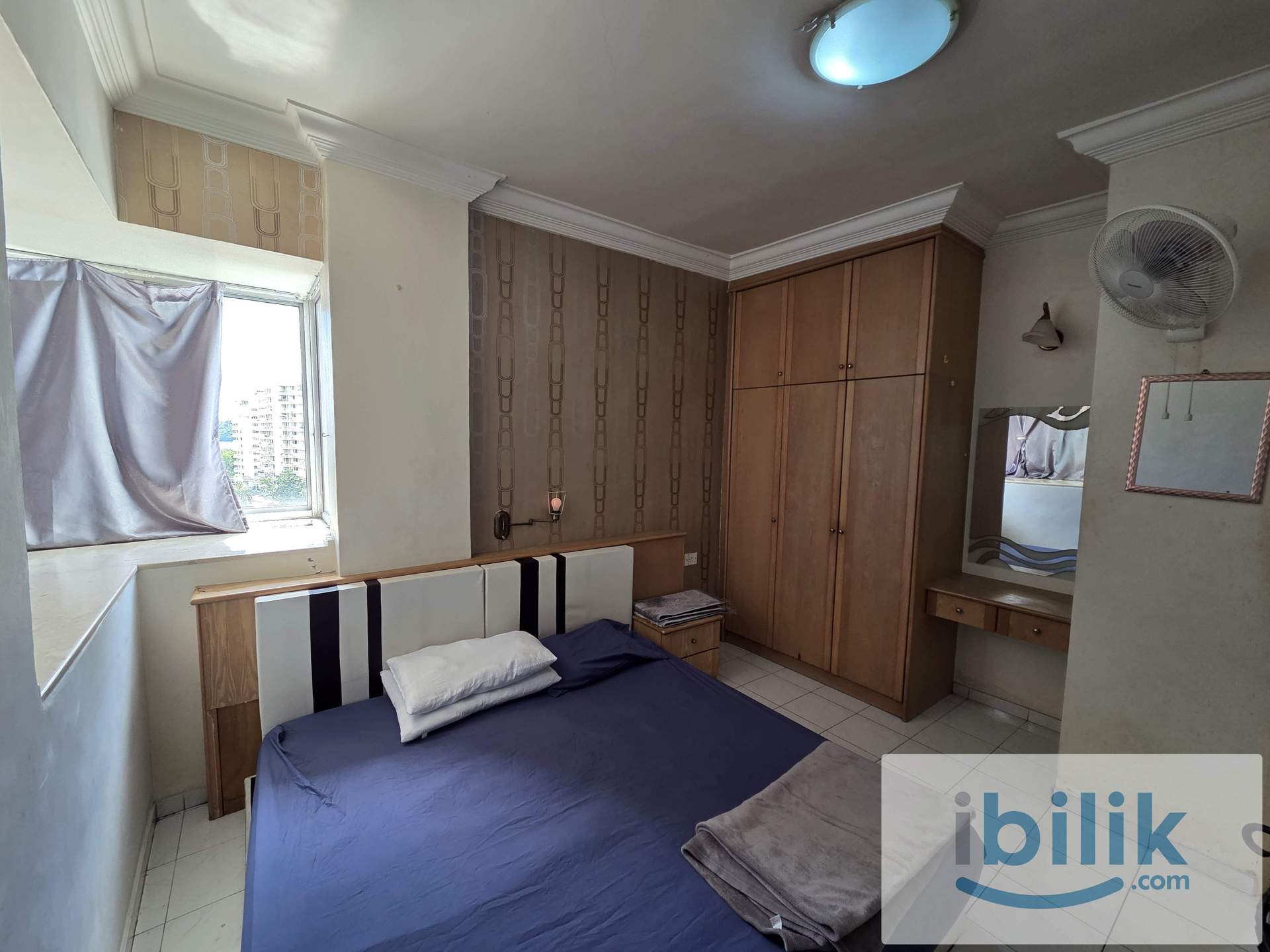 Villa Emas Aircond Master Room included utilities - Image 1