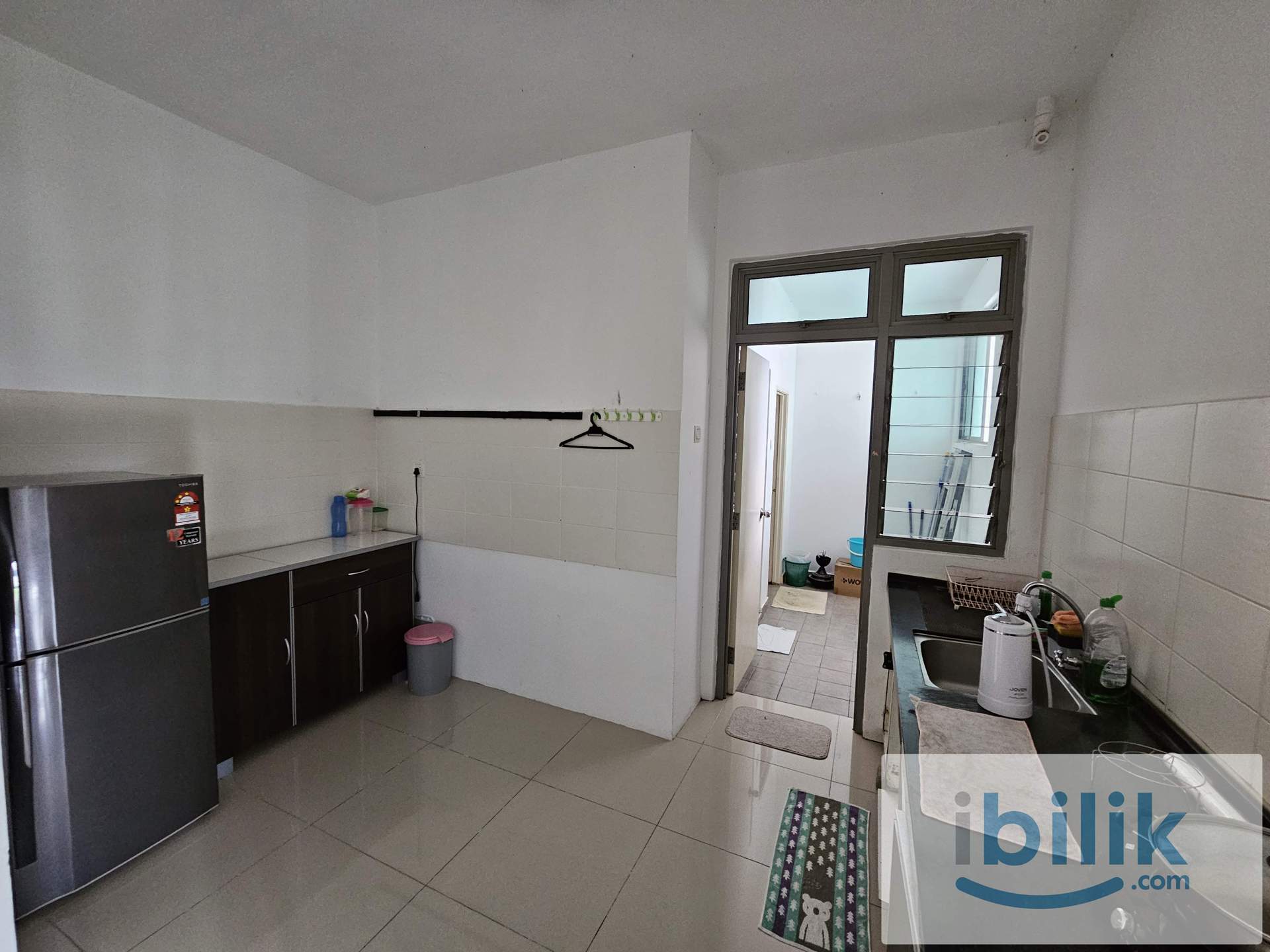 All Season Park Single room included utilities no aircond - Image 5