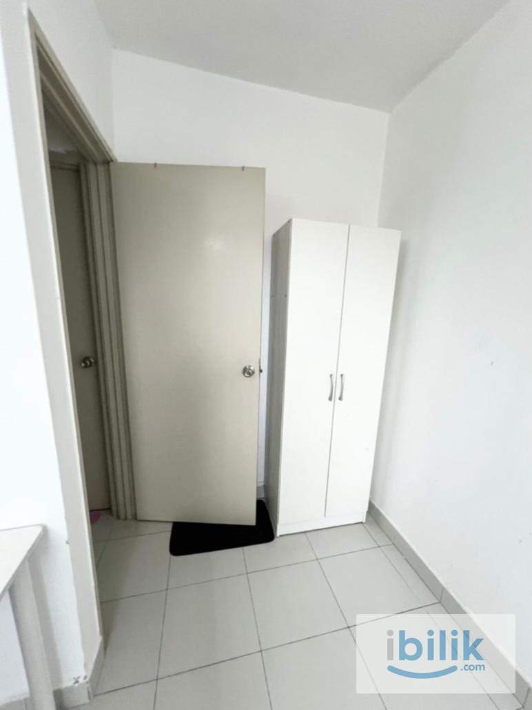 Centrio Avenue @ Gelugor Penang Single Room For Rent (female) - Image 5