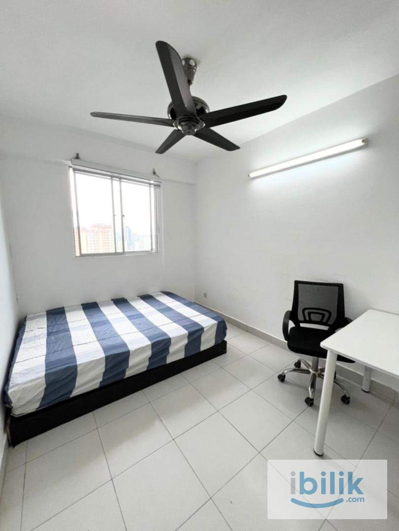Centrio Avenue @ Gelugor Penang Single Room For Rent (female) - Image 1