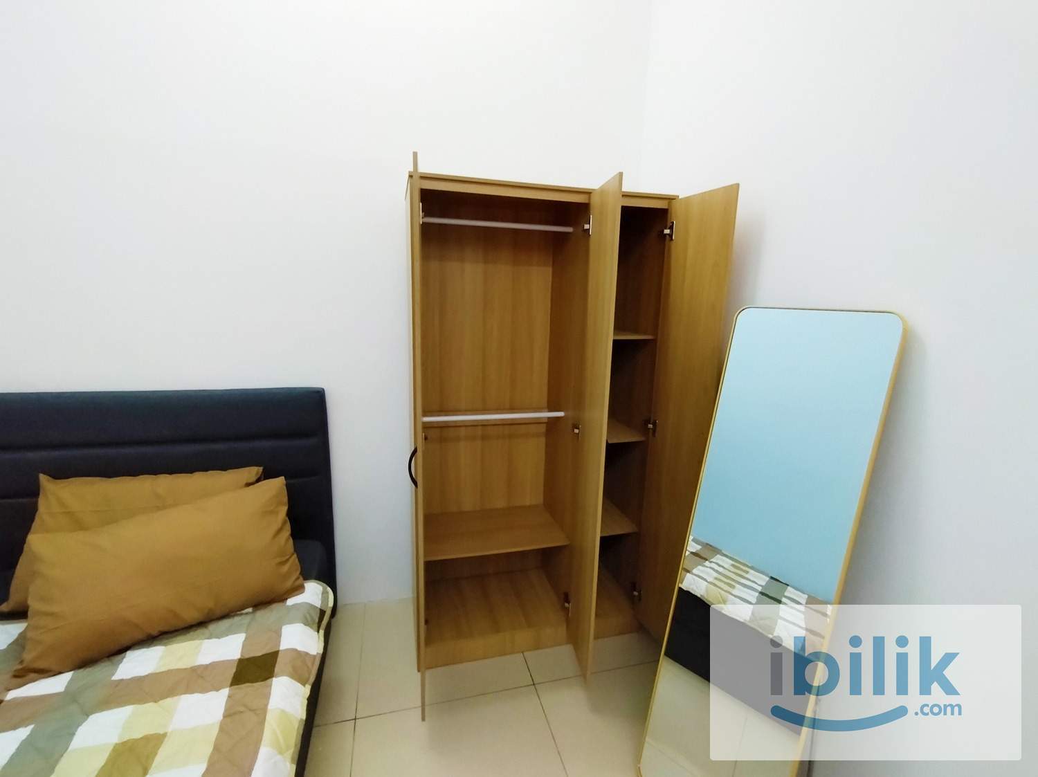 Landmark Residence, Bandar Mahkota Cheras (Fully Furnished Budget Room Nearby To MRT) - Image 4