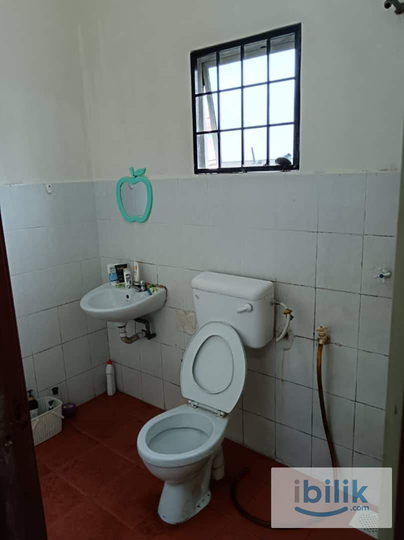 Bilik single Lelaki bujang di Tmn Kemuning Senawang Town dekat OnSemi - Image 10