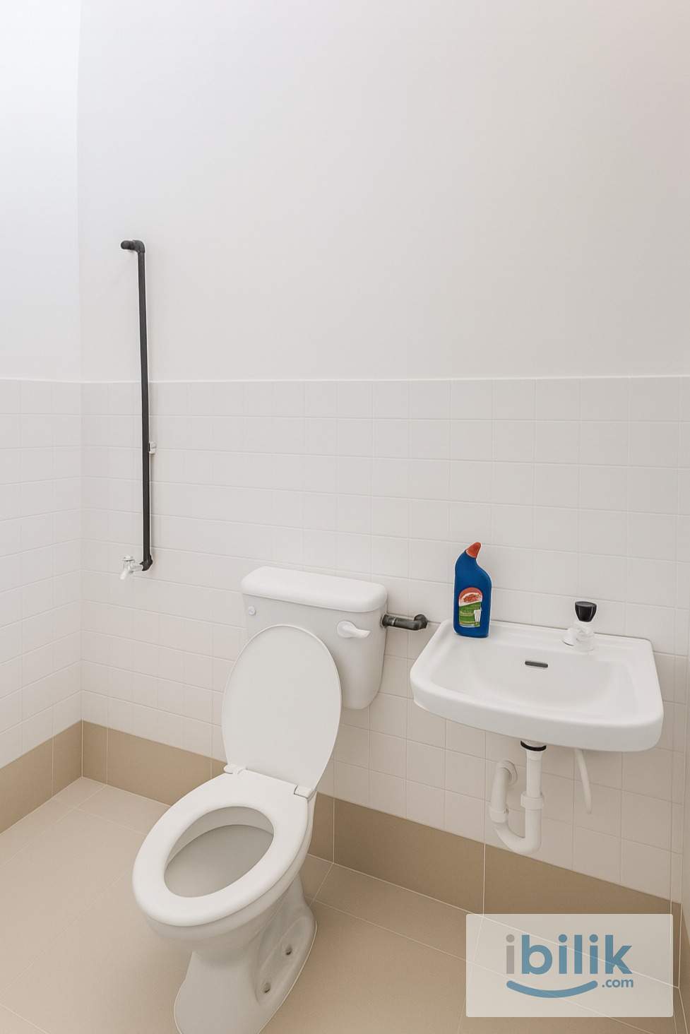 Private Male Spacious Room for Rent in Senawang Tuanku Jaafar Samsung - Image 4