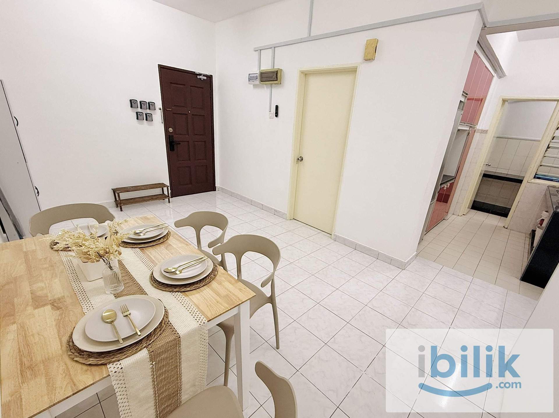 🏠FULLY FURNISHED😱 PREMIUM MASTER ROOM! WORK FROM HOME FRIENDLY💻 - Image 8