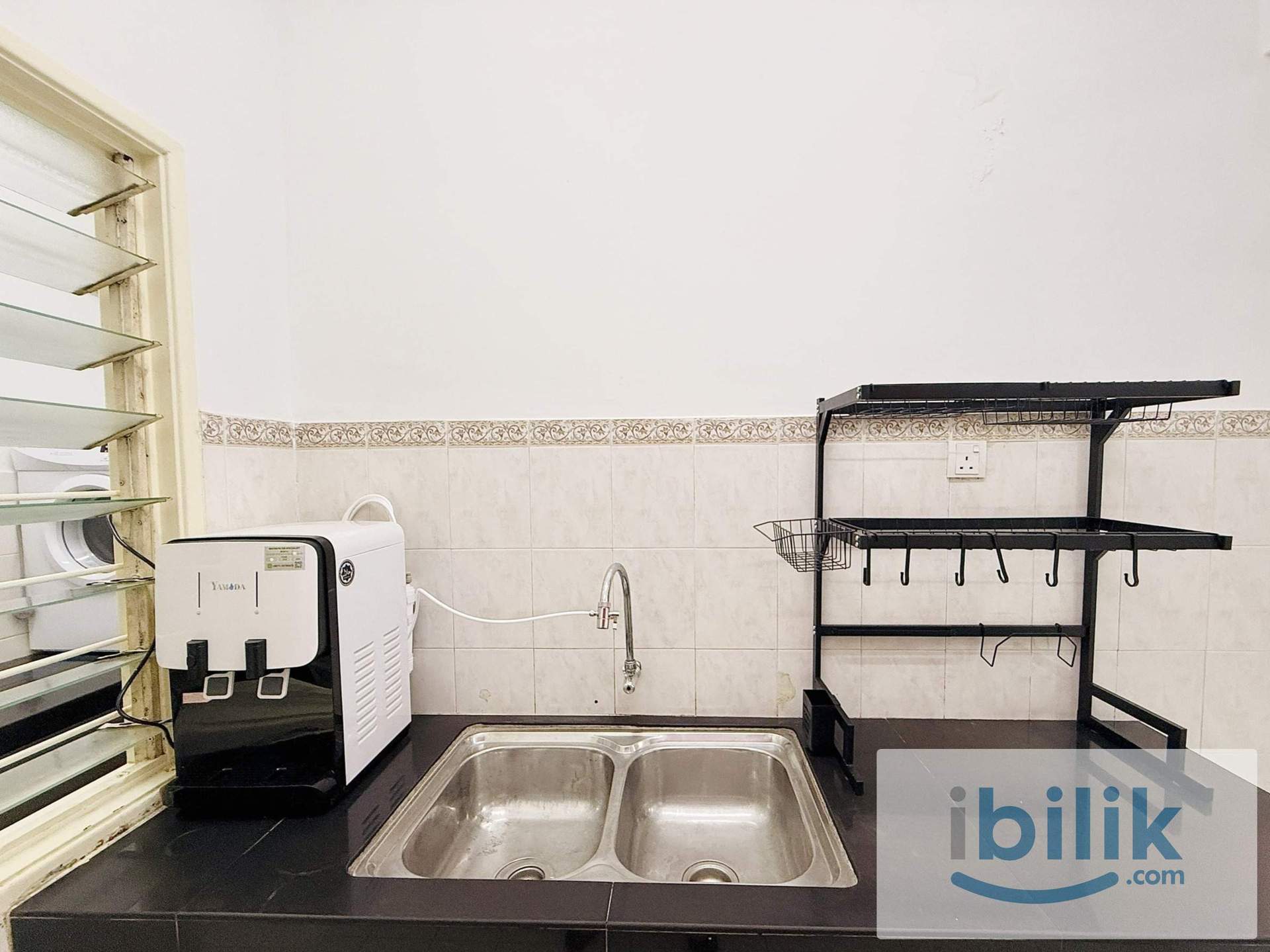 🏡MOST SOUGHT AFTER ROOM!🥰PREMIUM QUEEN ROOM! WALKING DISTANCE TO MRT MUTIARA DAMANSARA 🚅 - Image 8