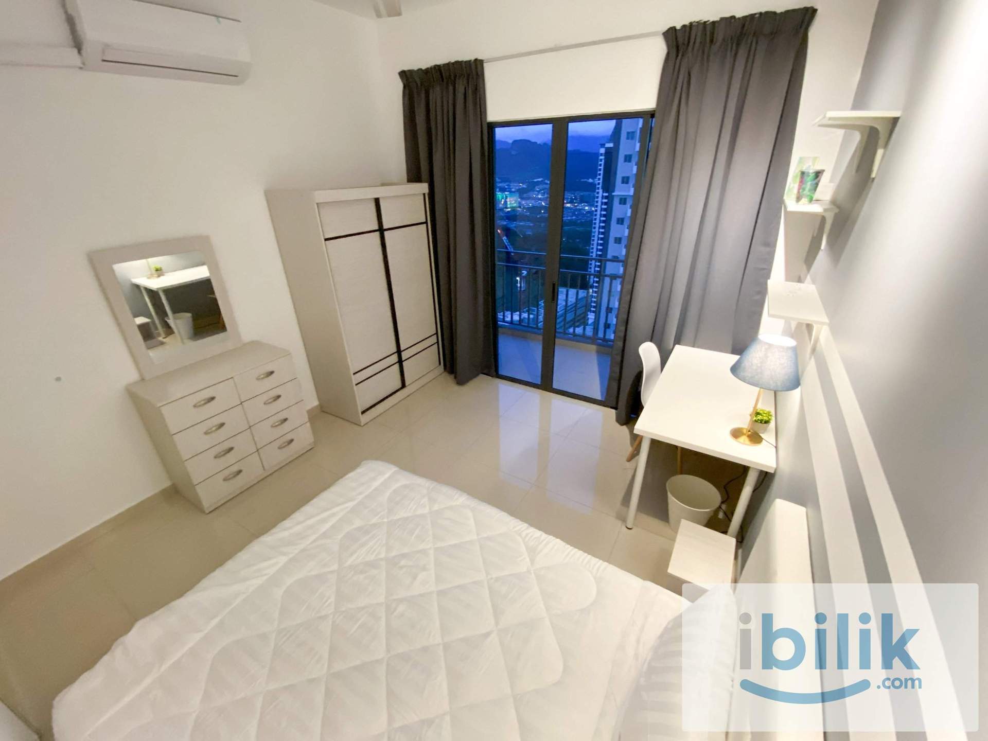 🚝 5MINS TO LRT SRI RAMPAI ‼️ PREMIUM BALCONY ROOM😱 - Image 1