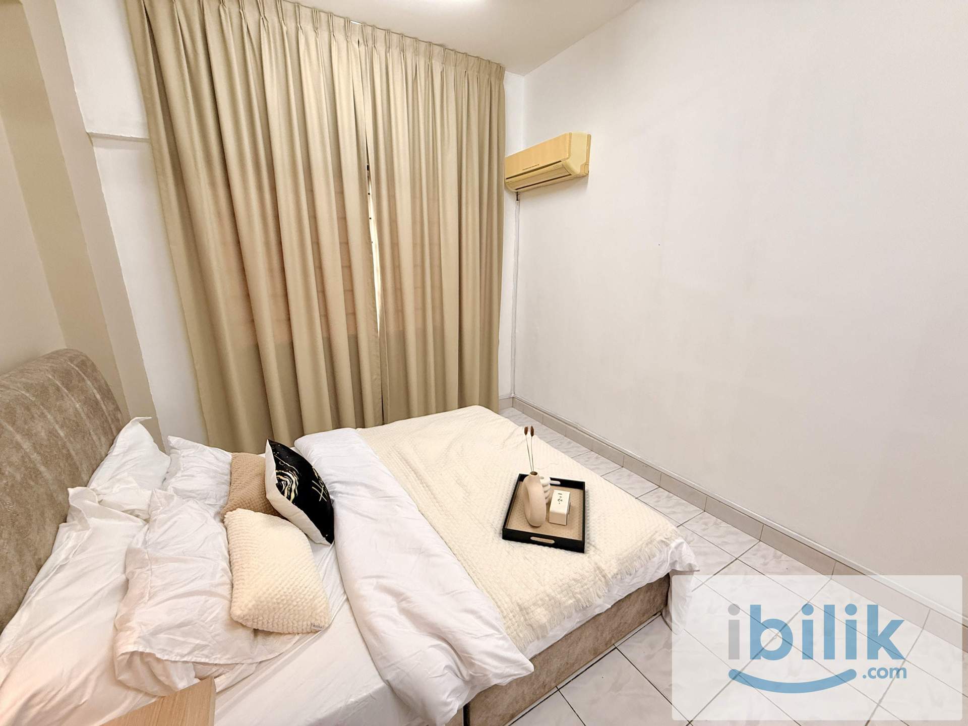🏠FULLY FURNISHED😱 PREMIUM QUEEN ROOM! WORK FROM HOME FRIENDLY💻 - Image 4
