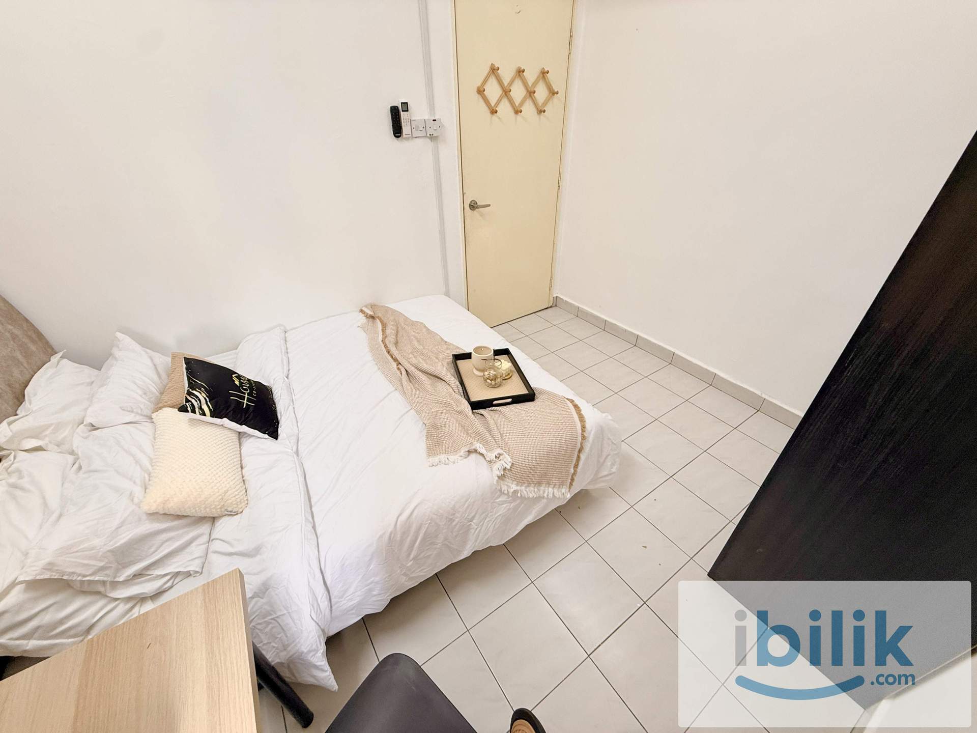 🚗 ELITE HIGHWAY ACCESSIBLE 😱 PREMIUM QUEEN ROOM IN PUCHONG!!  - Image 4