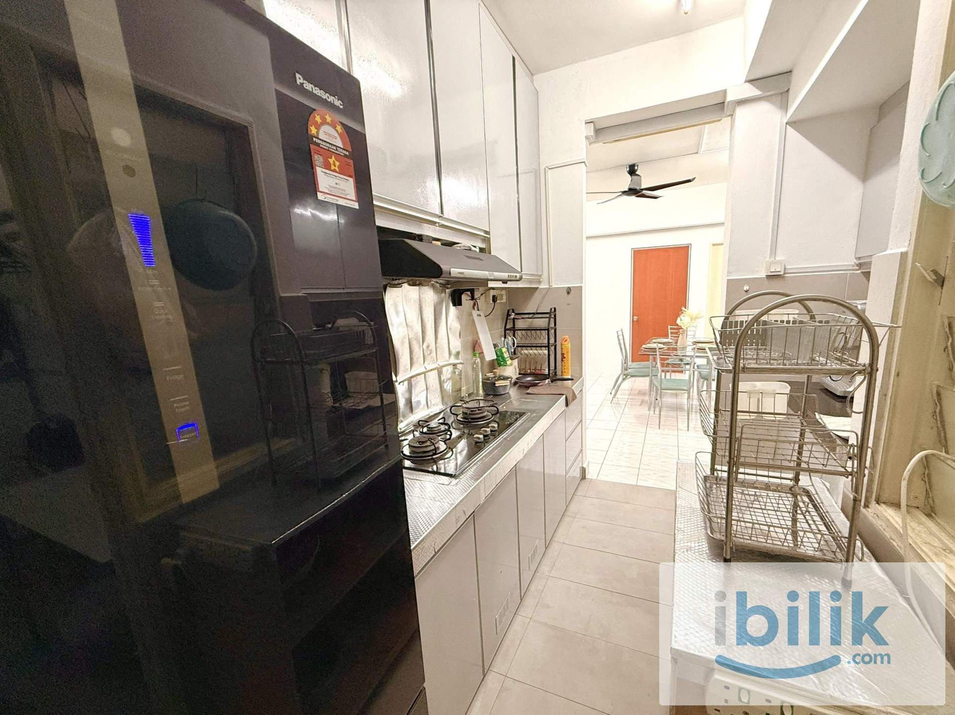 🏡 QUEEN ROOM IN GOLDEN HEIGHT APARTMENT 😍 BASED IN PUCHONG! - Image 5