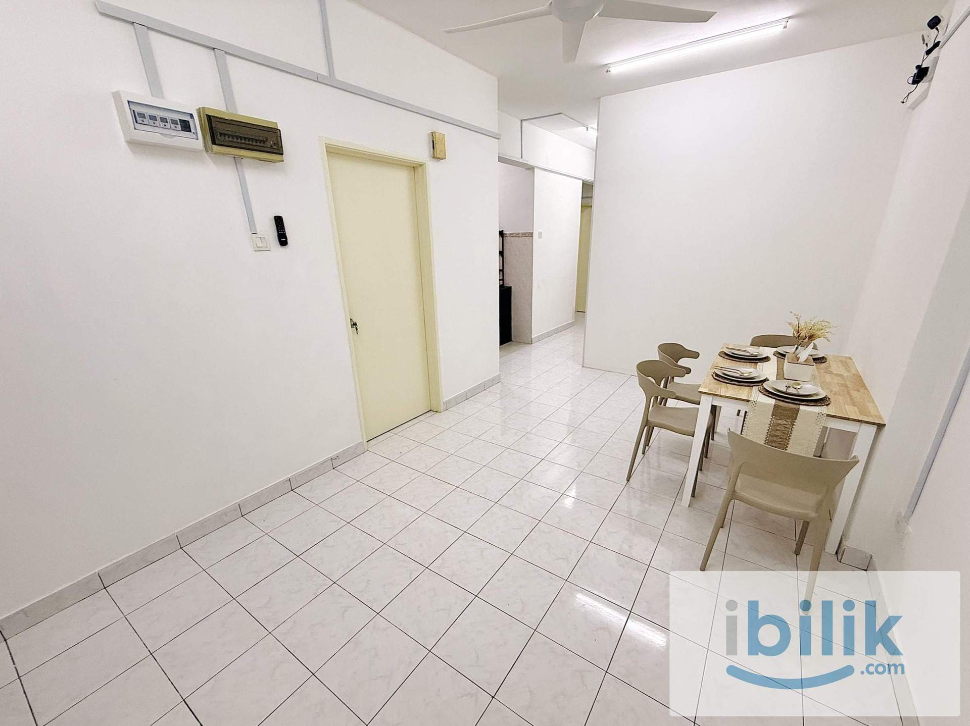 🔥MUST VIEW ROOM!🔥PREMIUM BALCONY ROOM🏡NEAR TO IKEA & THE CURVE 🛍️ - Image 7