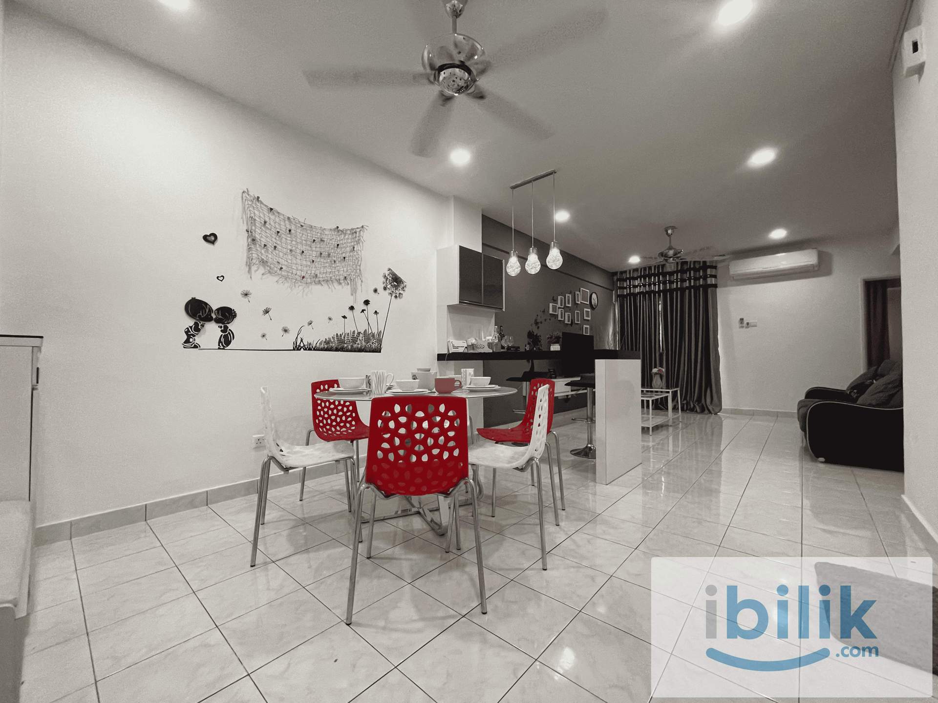 🎉BEST ROOM IN TOWN!🎊PREMIUM QUEEN ROOM! 🚝7MINS WALK TO MRT😱 - Image 7