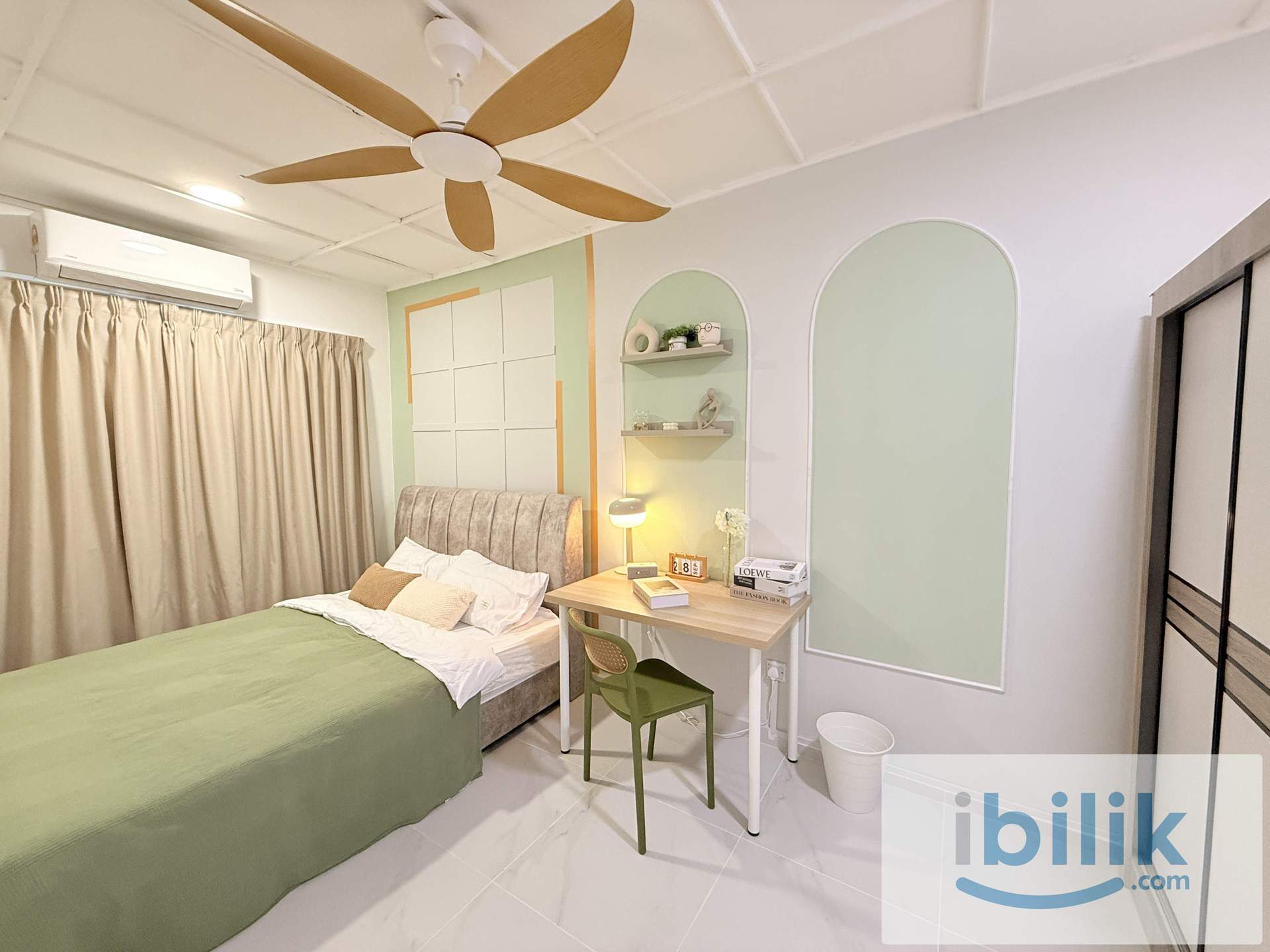 🔥MUST VIEW ROOM!🔥PREMIUM QUEEN ROOM FOR MIX GENDER UNIT 🏡NEAR TO MANY MALLS IN SUBANG 🛍️ - Image 1