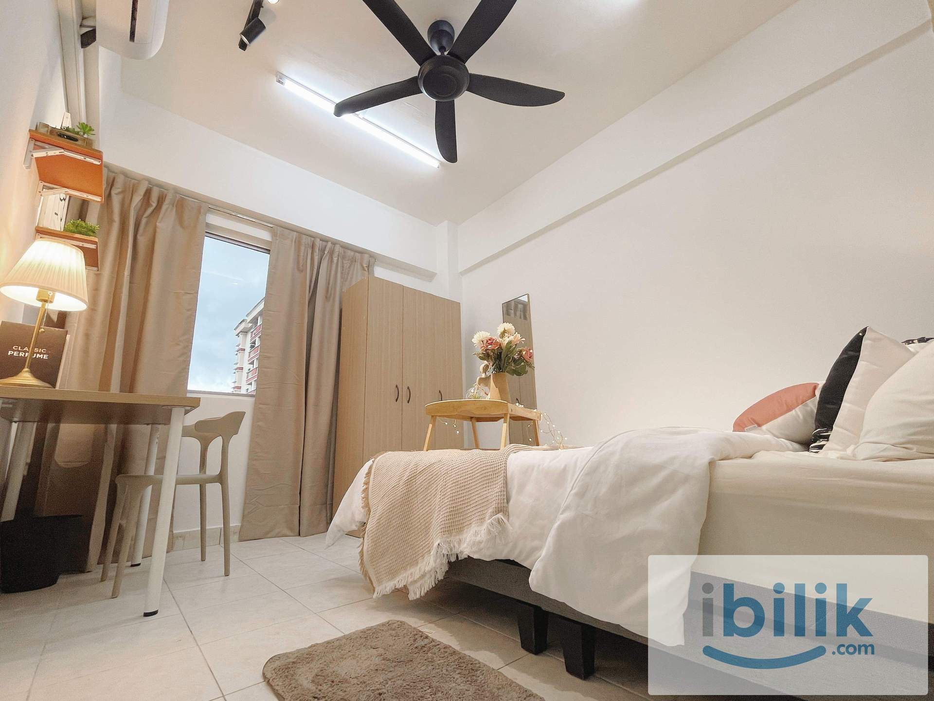 💯100% SATISFACTION GUARANTEED🏆 PREMIUM MASTER ROOM🏡NEAR TO IKEA & THE CURVE 🛍️ - Image 3