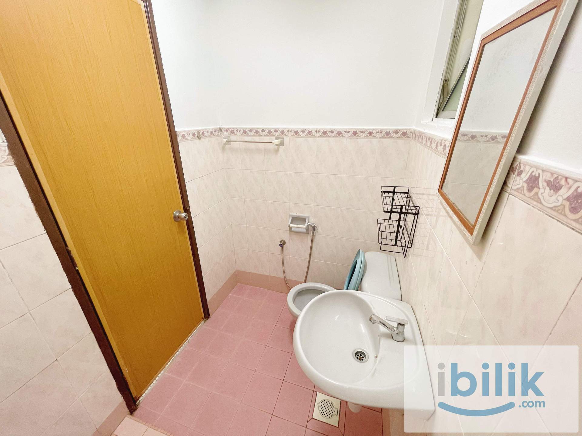 🌈YOUR DREAM ROOM IS IN HERE!🎉 PREMIUM MASTER ROOM! NEAR TO IKEA & THE CURVE 🛍️ - Image 6