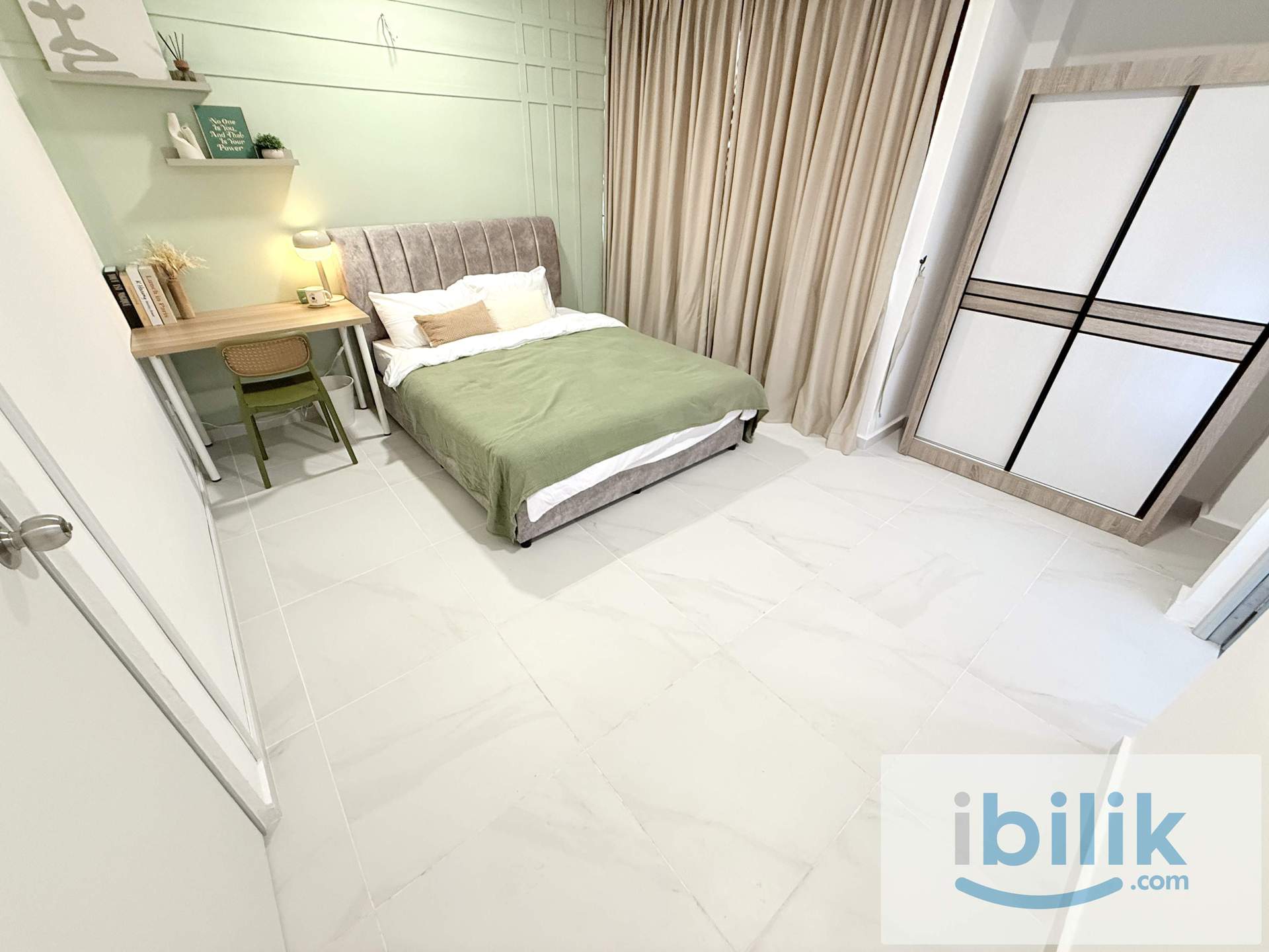 🏠FULLY FURNISHED MASTER ROOM FOR MIX GENDER UNIT! VERY NEAR TO SS15 AND INTI COLLEGE 😍 - Image 1