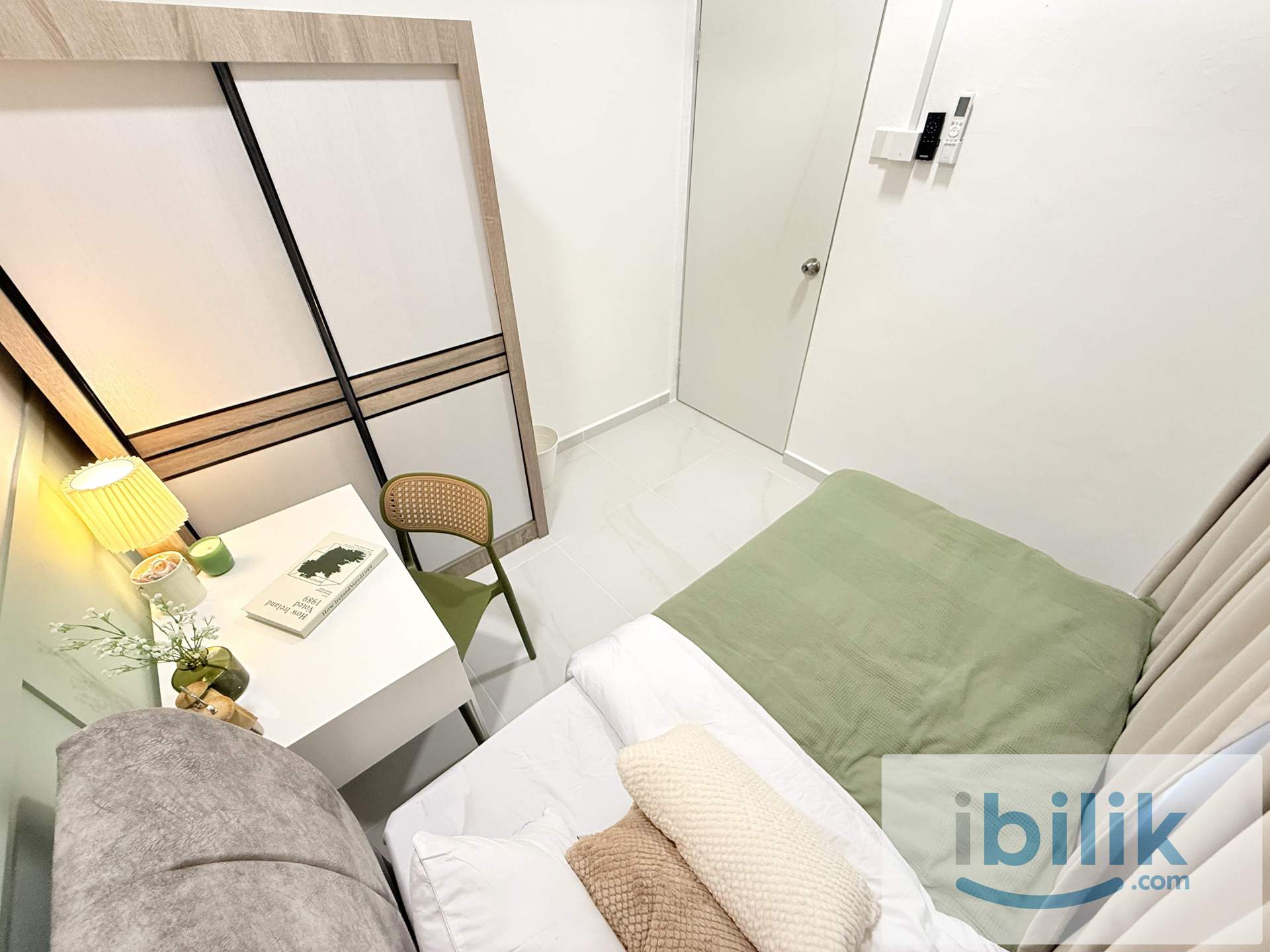 🔥MUST VIEW ROOM!🔥PREMIUM SINGLE ROOM FOR MIX GENDER UNIT 🏡NEAR TO MANY MALLS IN SUBANG 🛍️ - Image 3