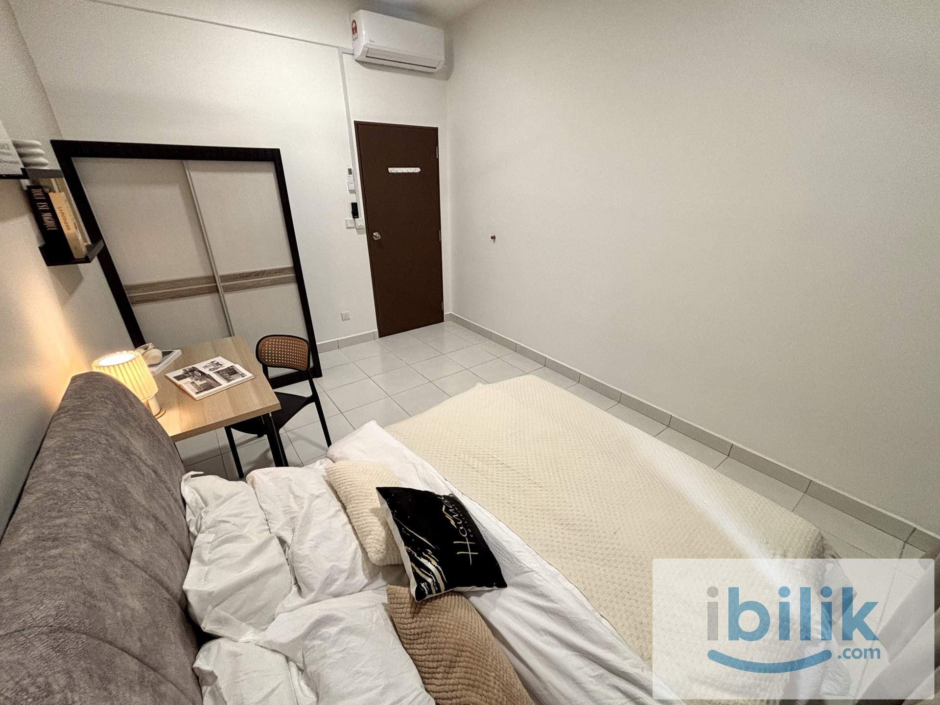 🛏️ PRIVATE QUEEN ROOM‼️ MIX GENDER UNIT IN MERCU JALIL NEAR LRT SRI PETALING🚆 - Image 6