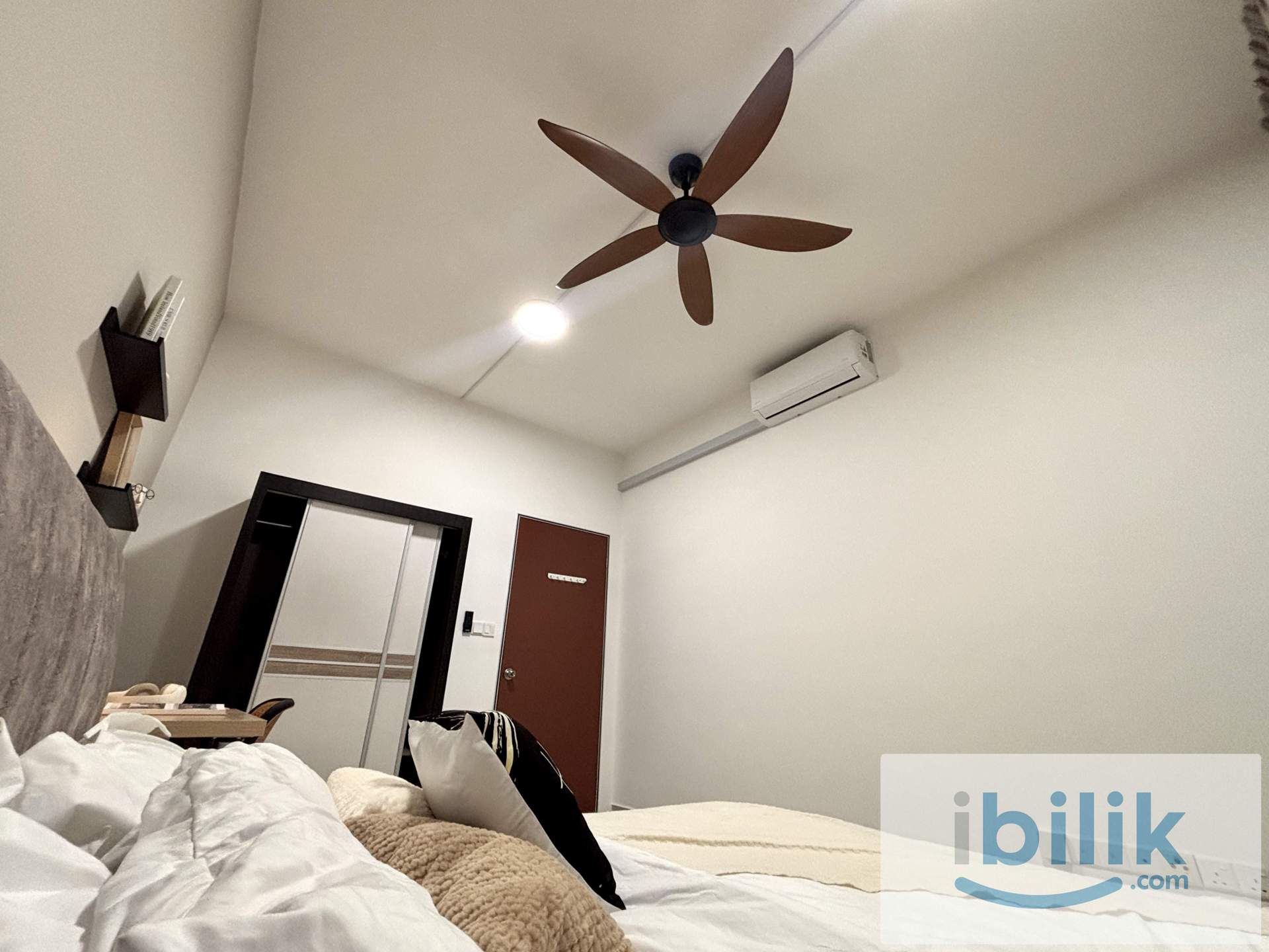 DRIVING DISTANCE TO LRT AWAN BESAR 🚝 PRIVATE QUEEN ROOM FOR MIX GENDER UNIT IN BUKIT JALIL 🌇  - Image 4