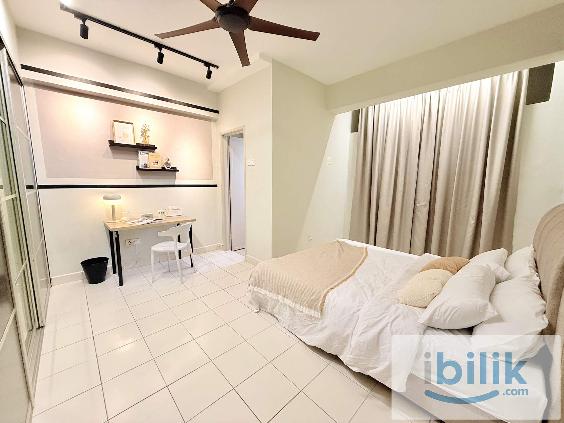 Bintang Mas Master Room - Image 2