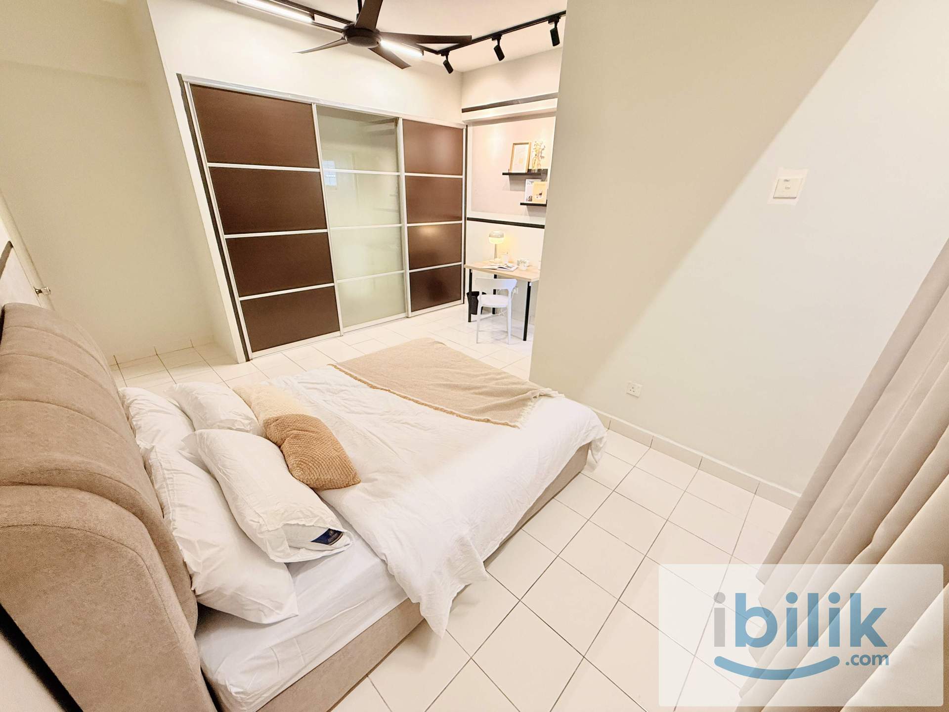 Bintang Mas Master Room - Image 4