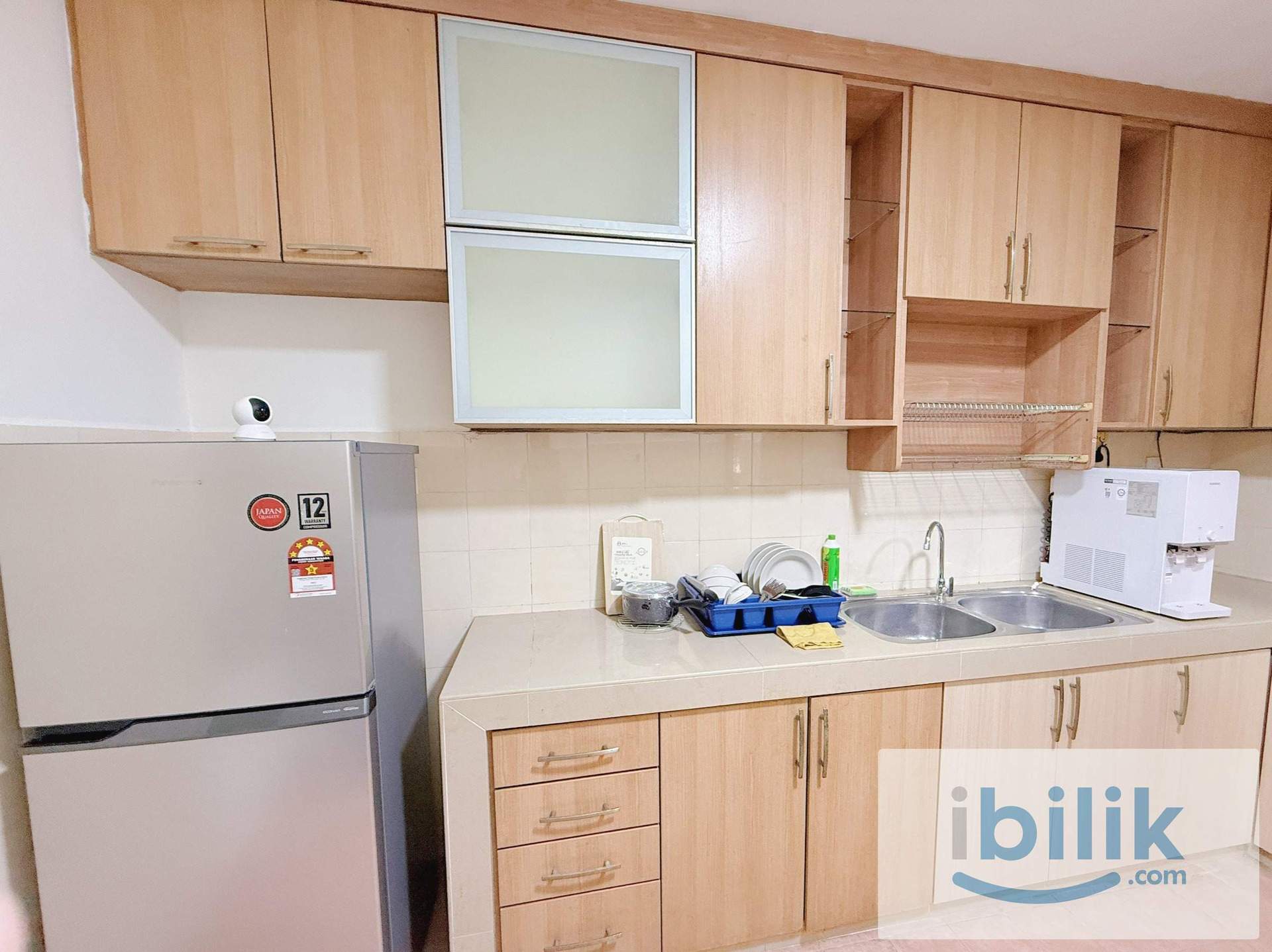 🎉BEST ROOM IN TOWN!🎊PREMIUM QUEEN ROOM! 🚝10MINS WALK TO MRT😱 - Image 7