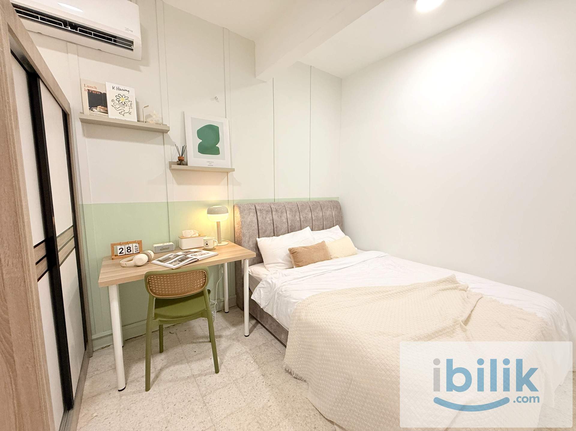 🏡 NEWLY FURNISHED QUEEN ROOM WITH IMMEDIATE MOVE IN TO STAY 😍 MIX GENDER UNIT 🛏️ - Image 2