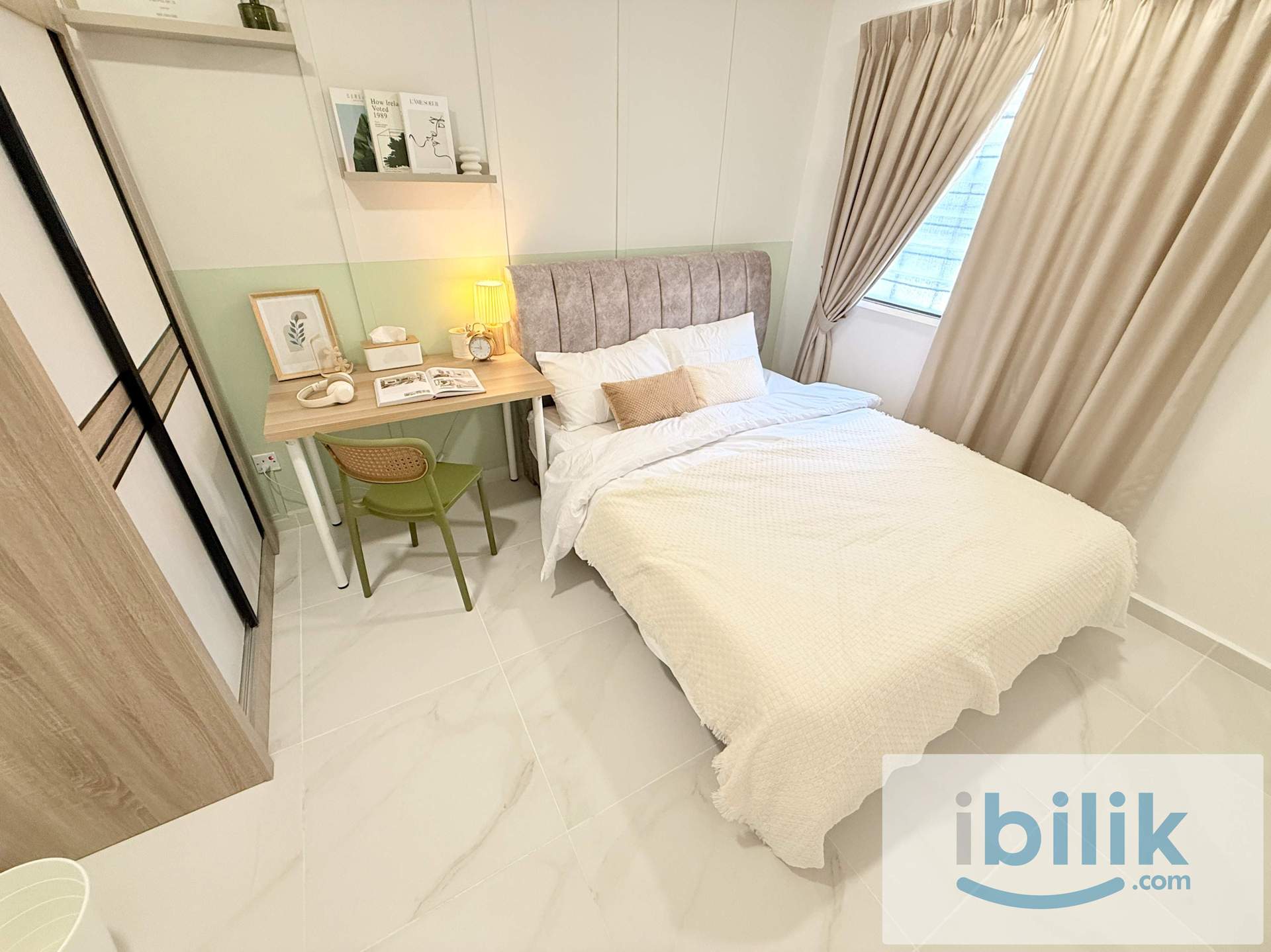 LOOKING FOR IMMEDIATE MOVE IN FOR OUR PREMIUM QUEEN ROOM 😍 MIX GENDER HOUSE IN SS17 WITH LRT ✨ - Image 1