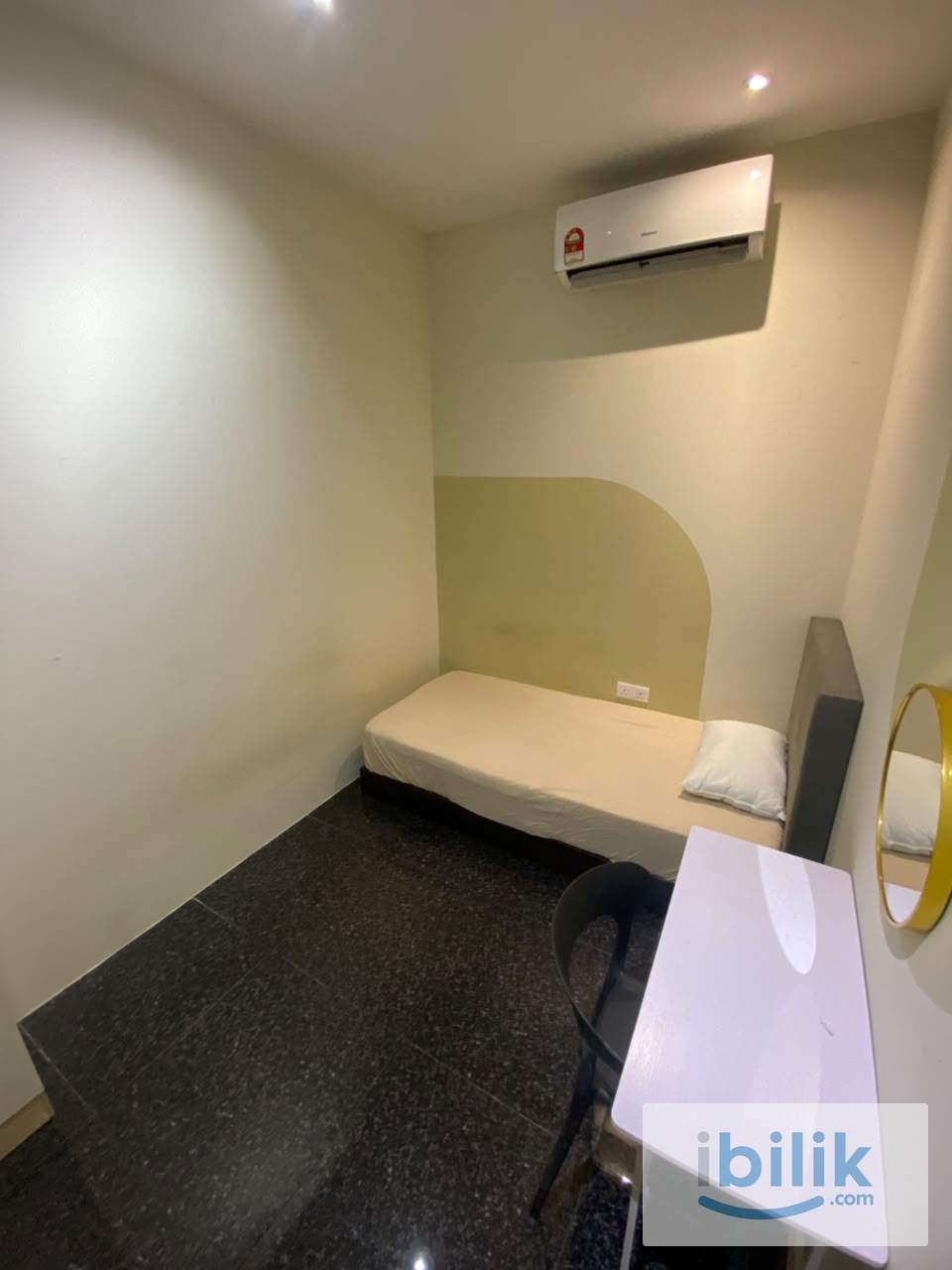 6min to LRT Masjid jamek 🚄 ZERO Deposit Rooms 🛏 To Choose At KL Area 🏣 Rent Room At Jalan Tar, KL - Image 1