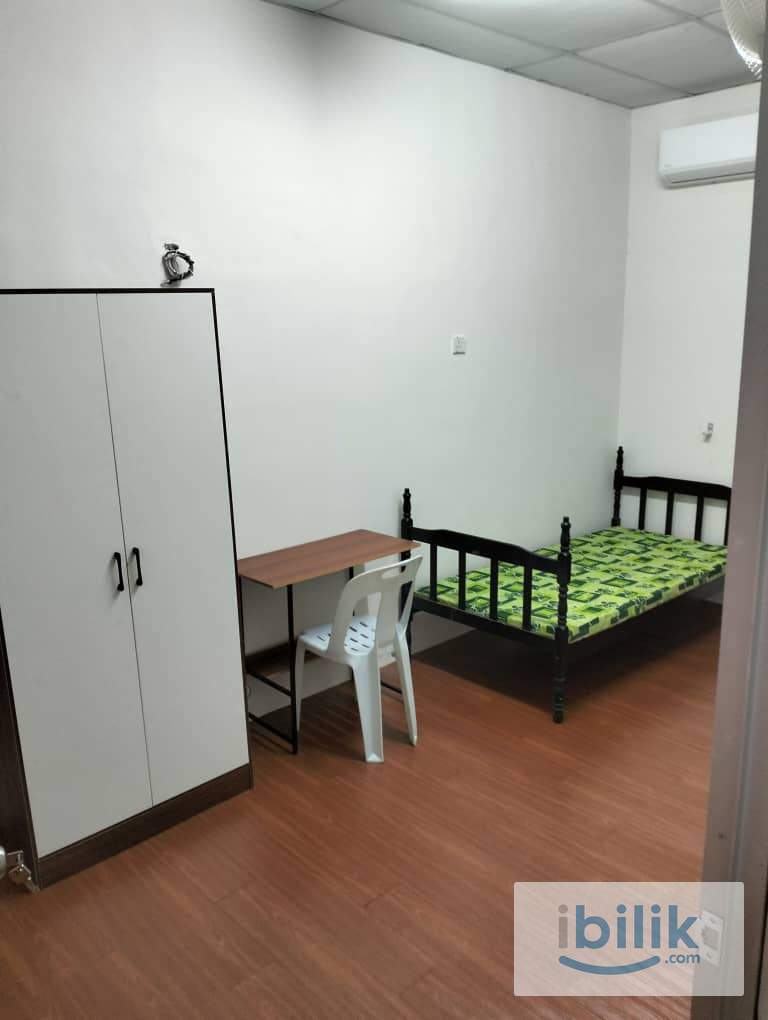 Medium Room at Pulau Sebang / Tampin - Image 6