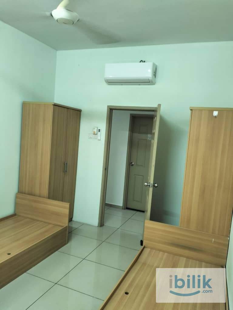 Twin Sharing Room at Ixora Apartment, Bukit Beruang, Melaka - Image 2