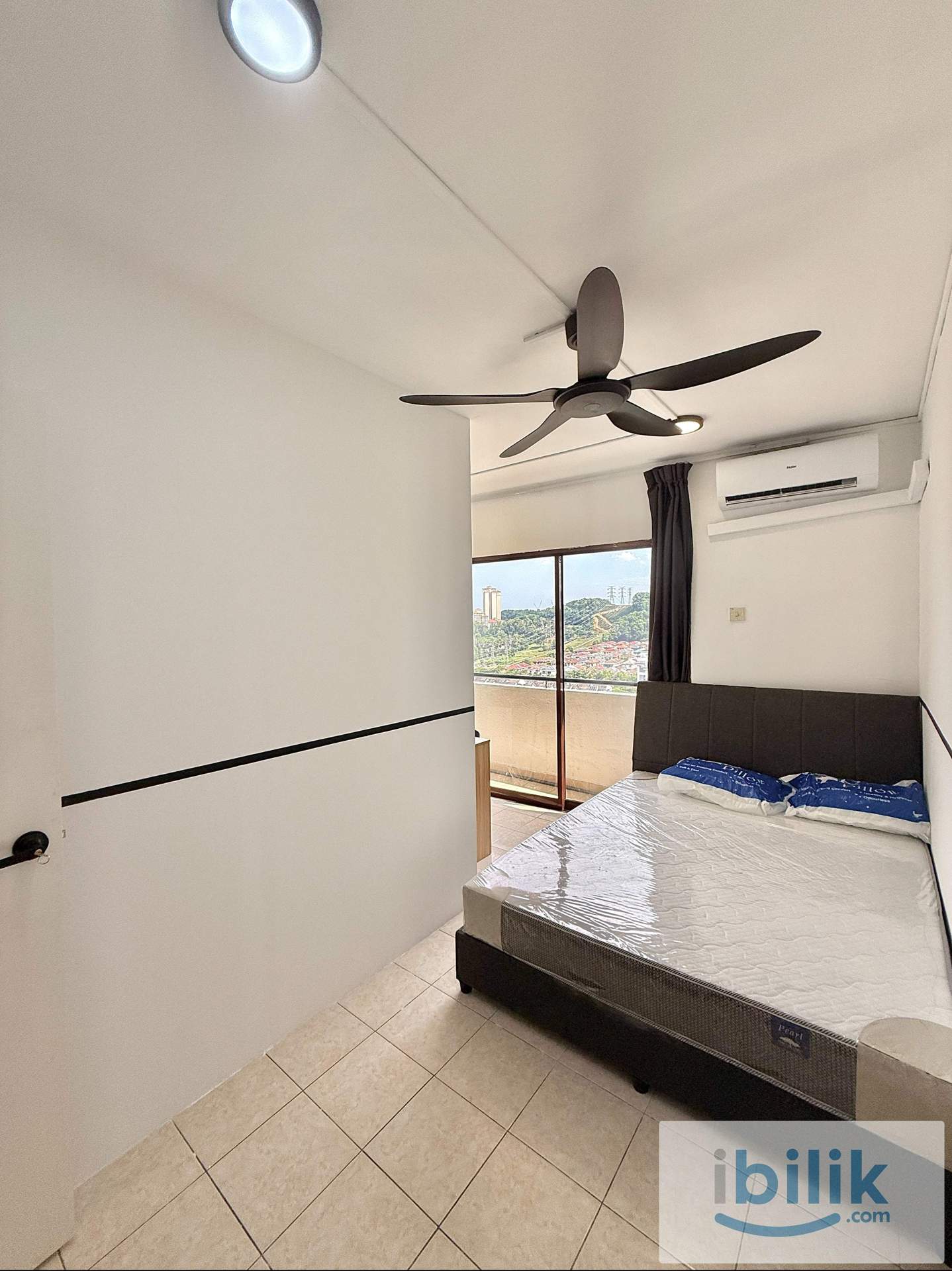 FEMALE UNIT❗6 MINS WALK TO MRT SURIAN🚇Balcony Room, at Palm Spring Damansara PJ - Image 2