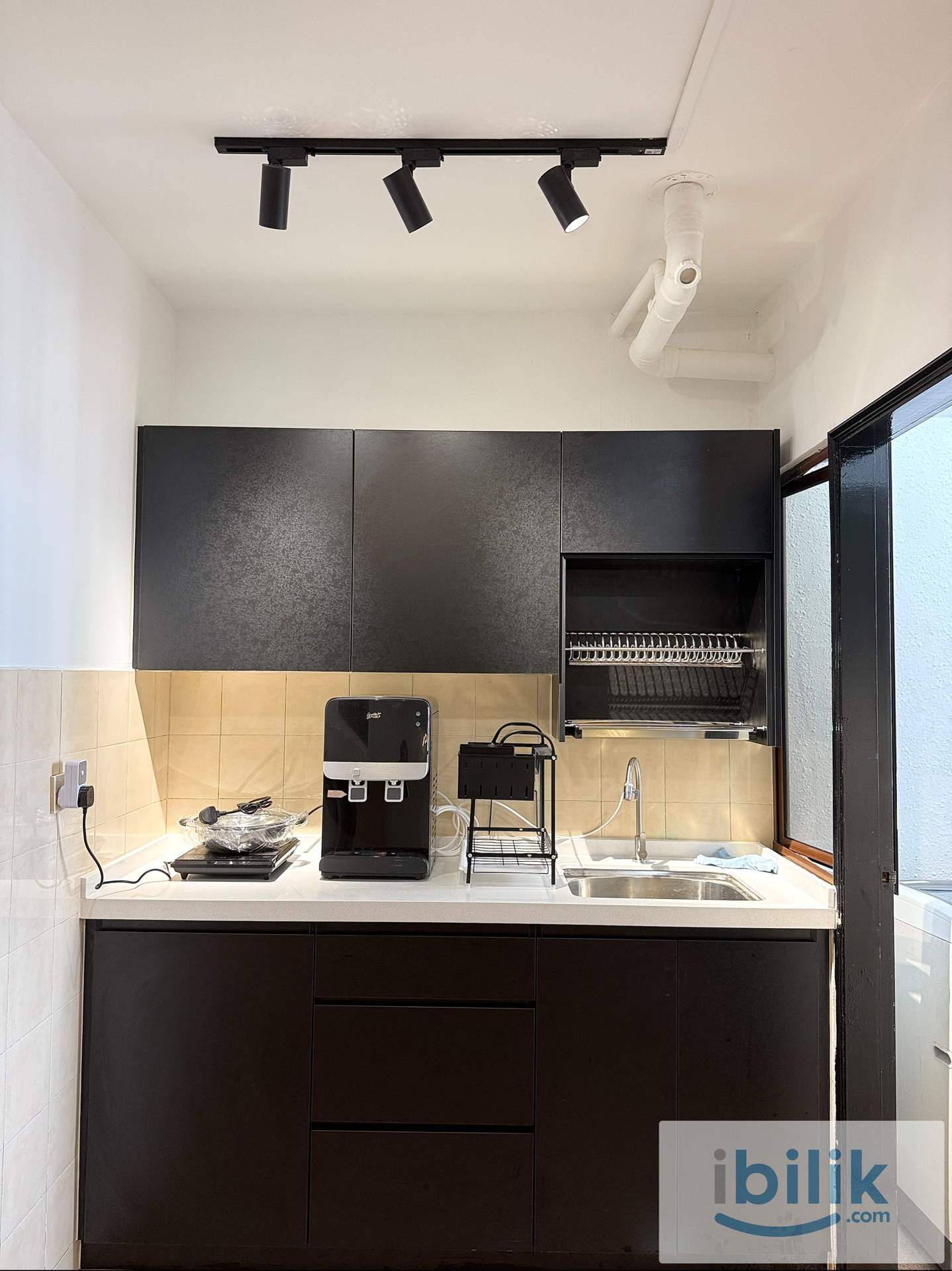 FEMALE UNIT❗6 MINS WALK TO MRT SURIAN🚇Balcony Room, at Palm Spring Damansara PJ - Image 7