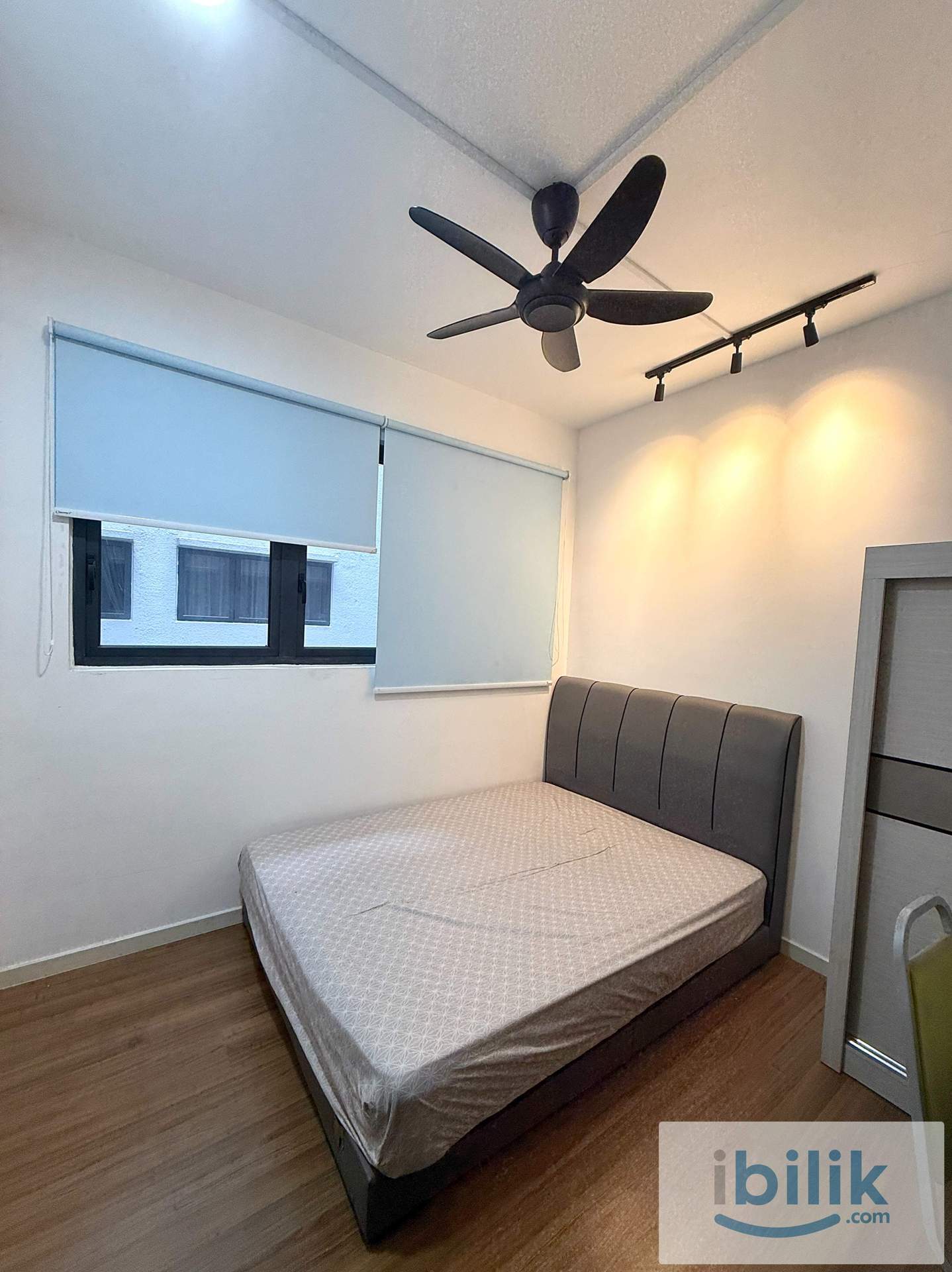 NEW FURNISHED UNIT✨5 MINS WALK TO MRT/LRT MALURI🚇Middle Room, at M Vertica KL Residence, Cheras - Image 1