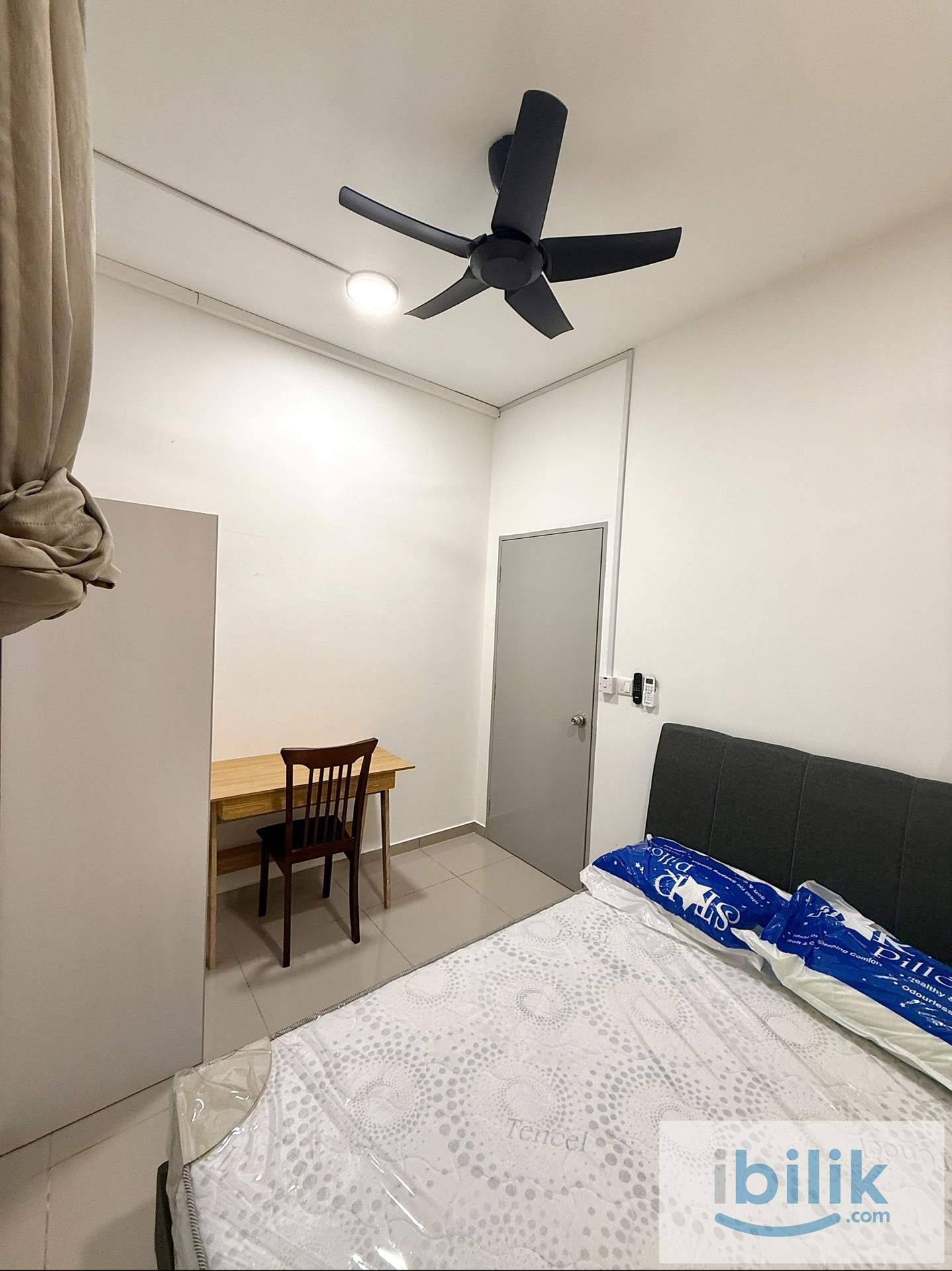 0.5 MIN WALK TO LRT SALAK SELATAN🚇READY TO MOVE IN✨Middle Room at Nikka City Sentral Residence, Bandar Sri Permaisuri - Image 6