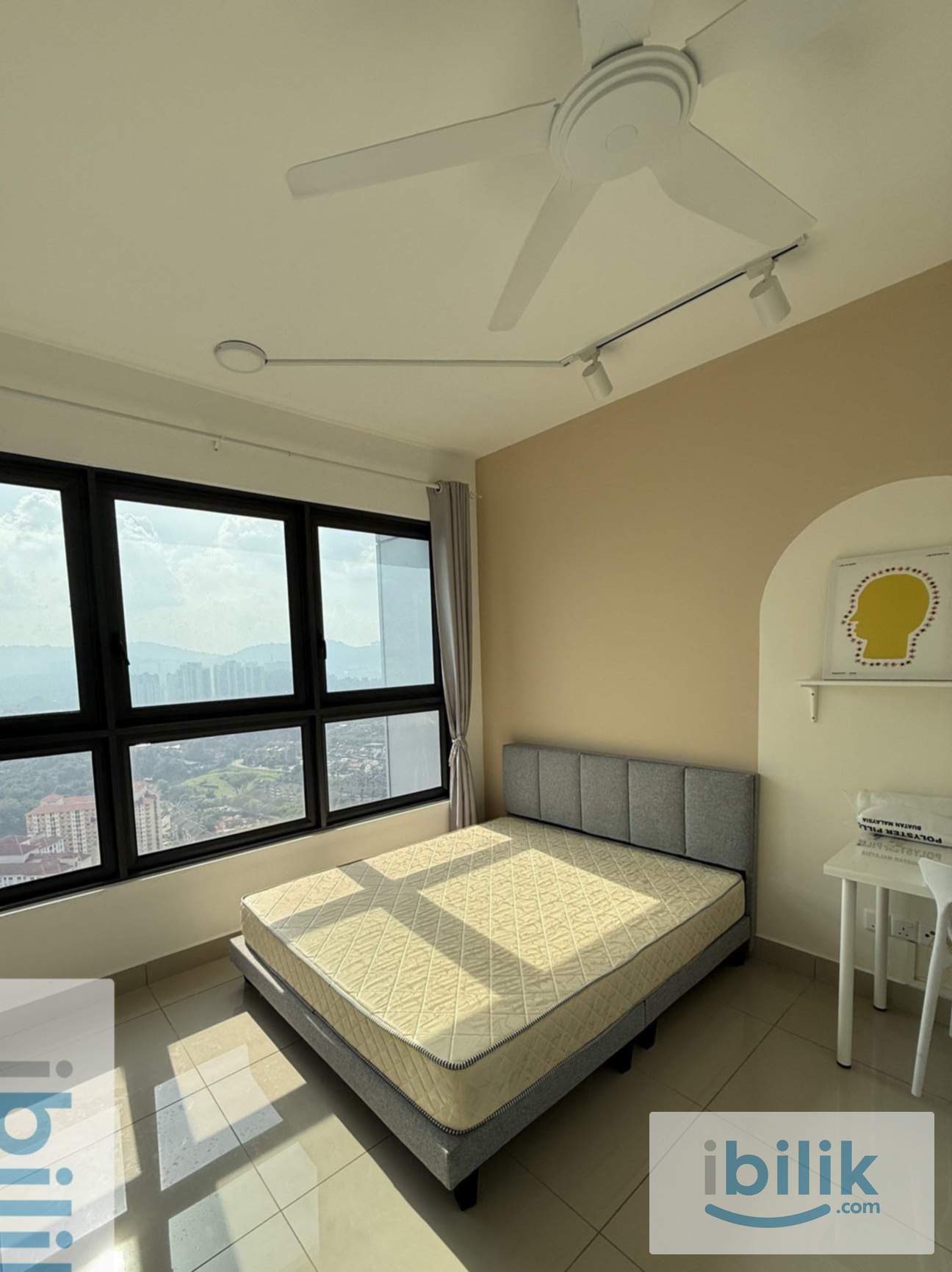 big medium room - Image 1