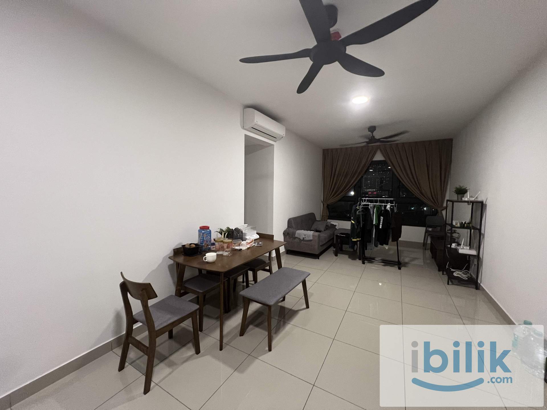 Master Room - Image 3