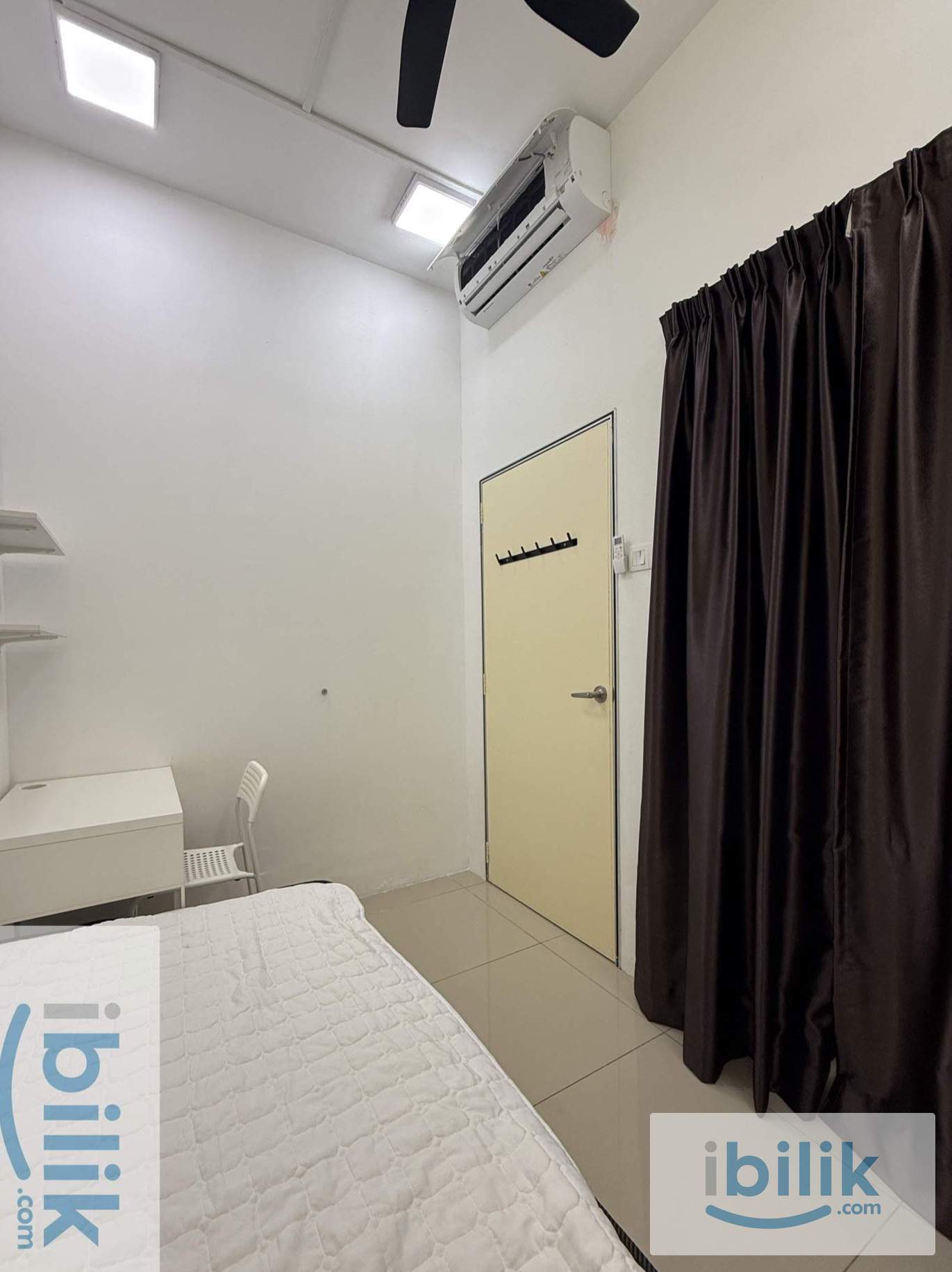 small room - Image 2