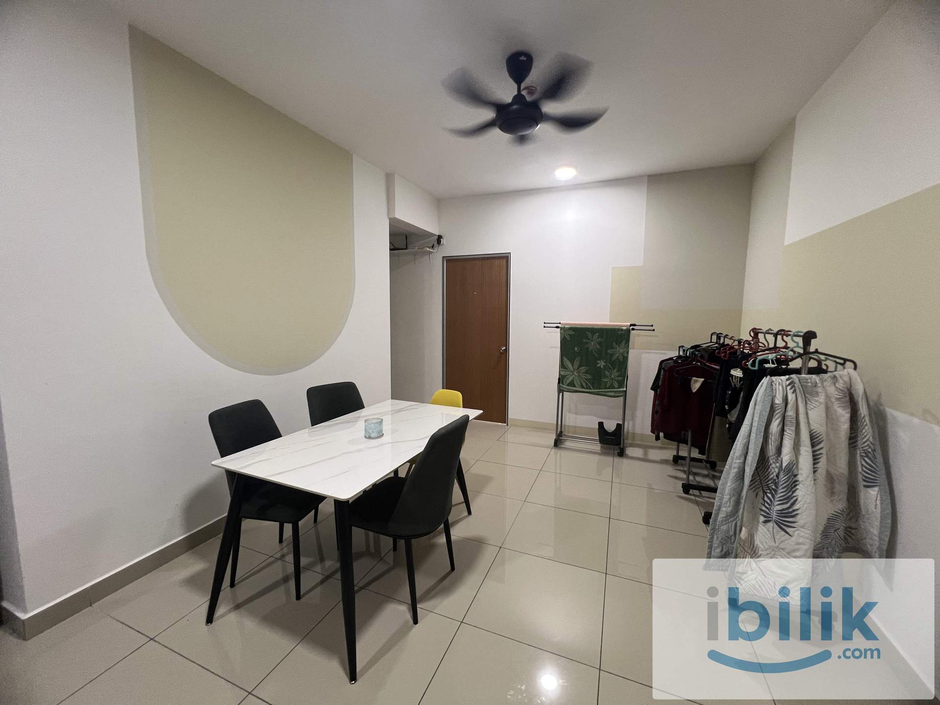 medium room - Image 4