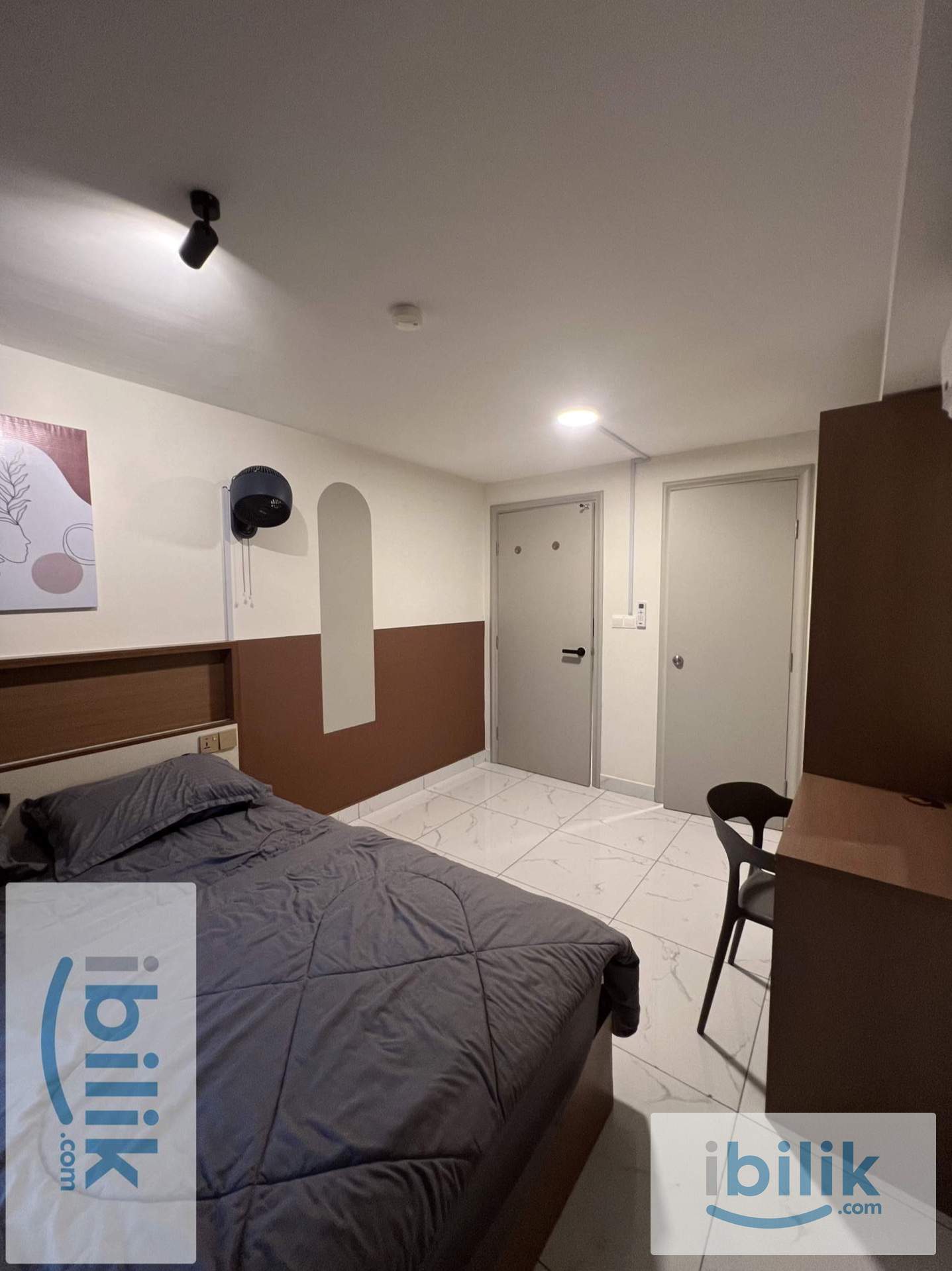 medium room - Image 1
