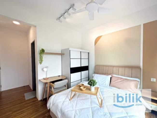 Sentul Point Suites Female Unit Masterbedroom Beautifully Furnished Free Cleaning Petaling Jaya Mont Kiara - Image 1