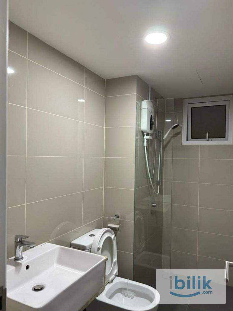 Master Bedroom [Female] Sentul Point Suites Fully Furnished Free Utilities Free Cleaning HKL KLCC HSBC - Image 2